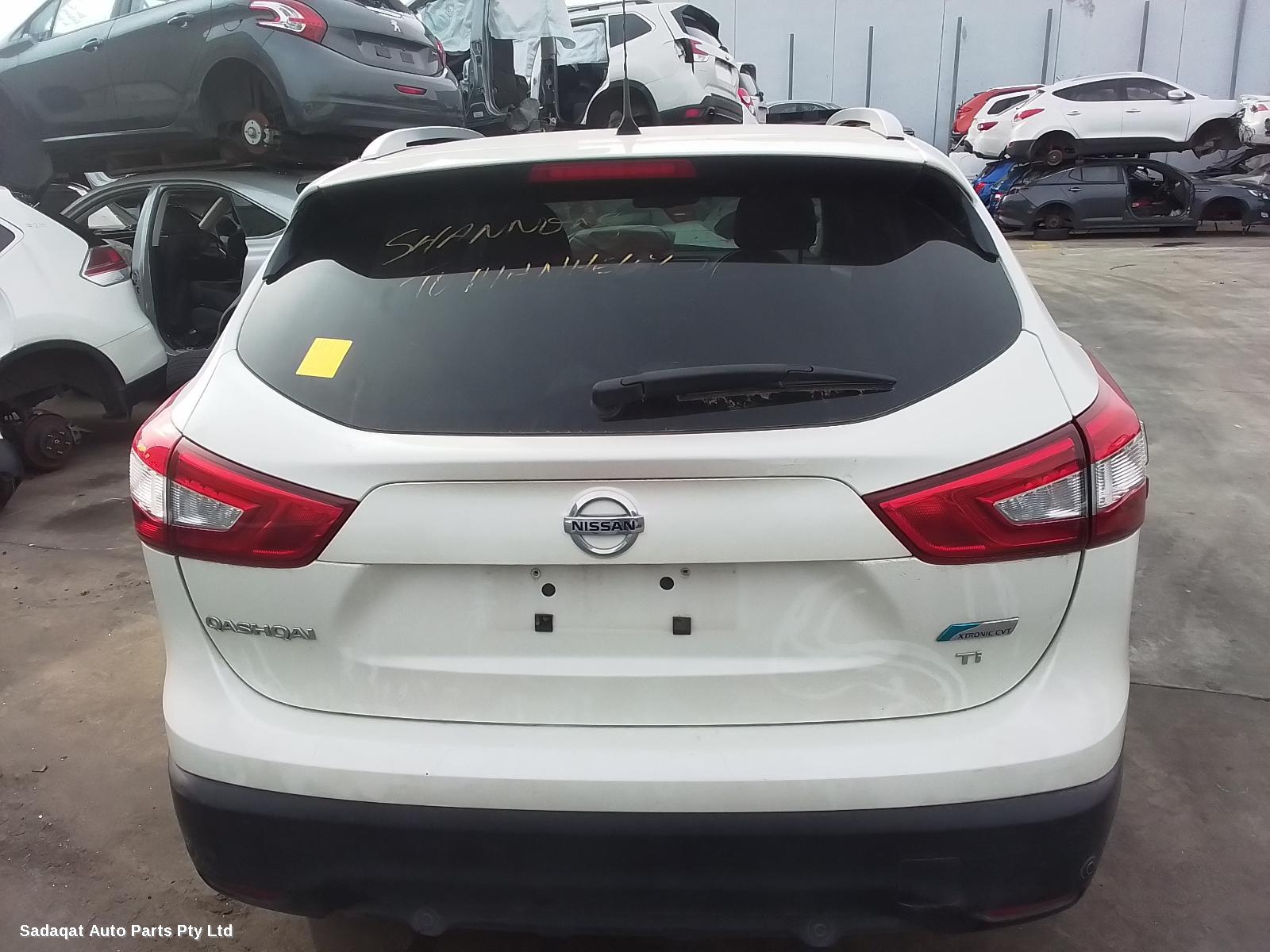 Nissan Qashqai Right Door Mirror