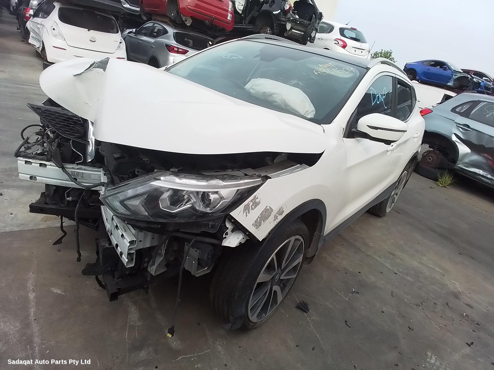 Nissan Qashqai Right Door Mirror