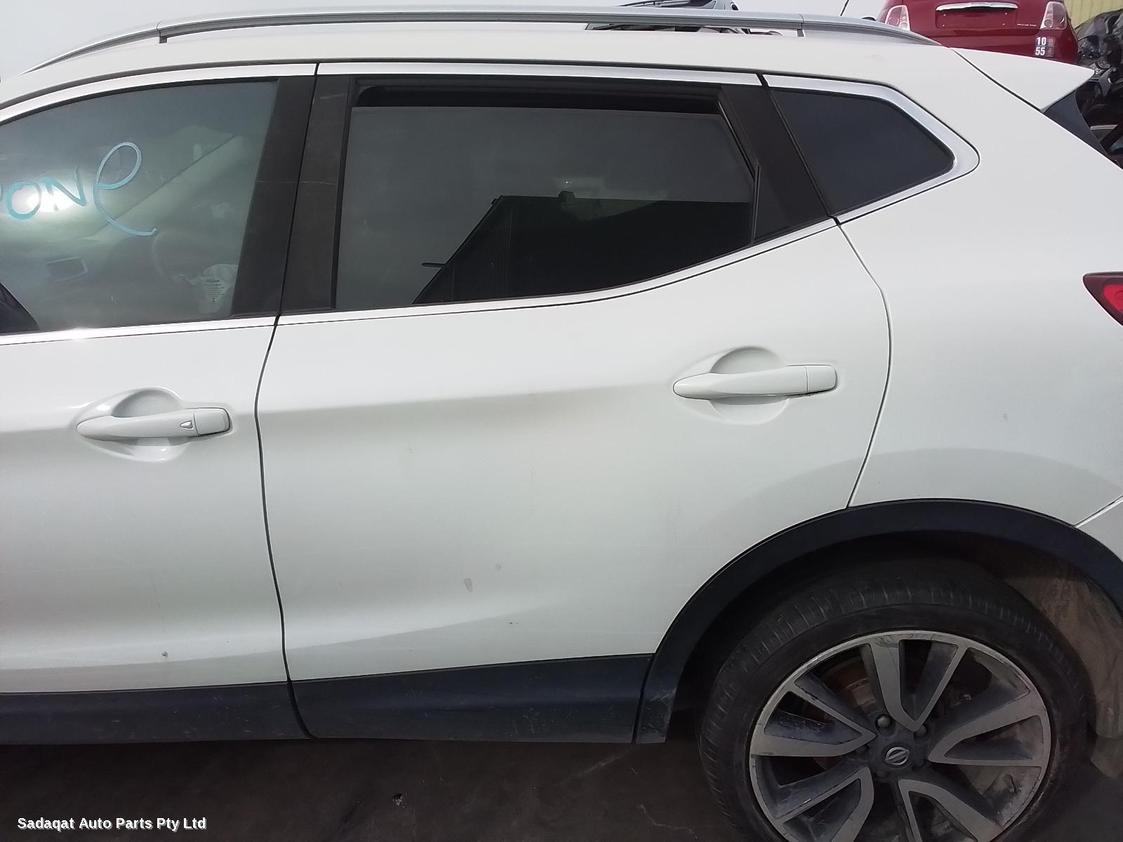 Nissan Qashqai Right Door Mirror