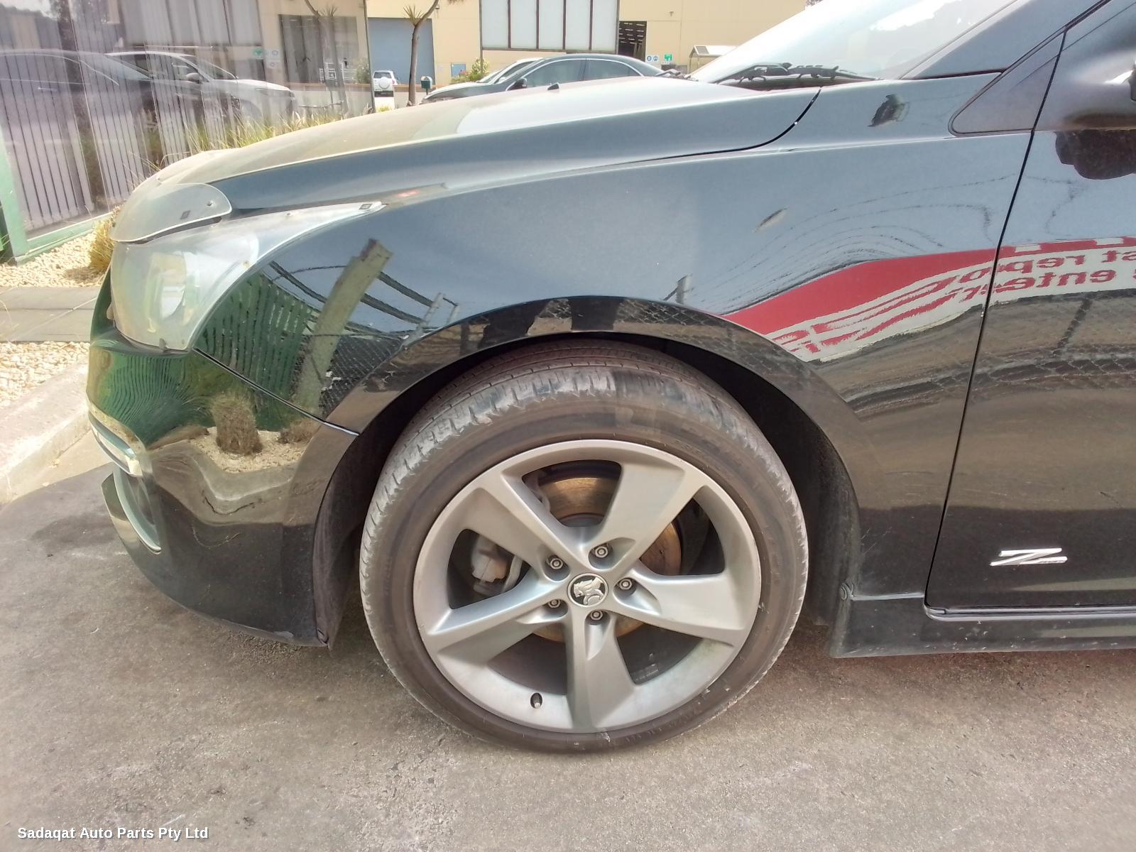 Holden Cruze Right Headlamp