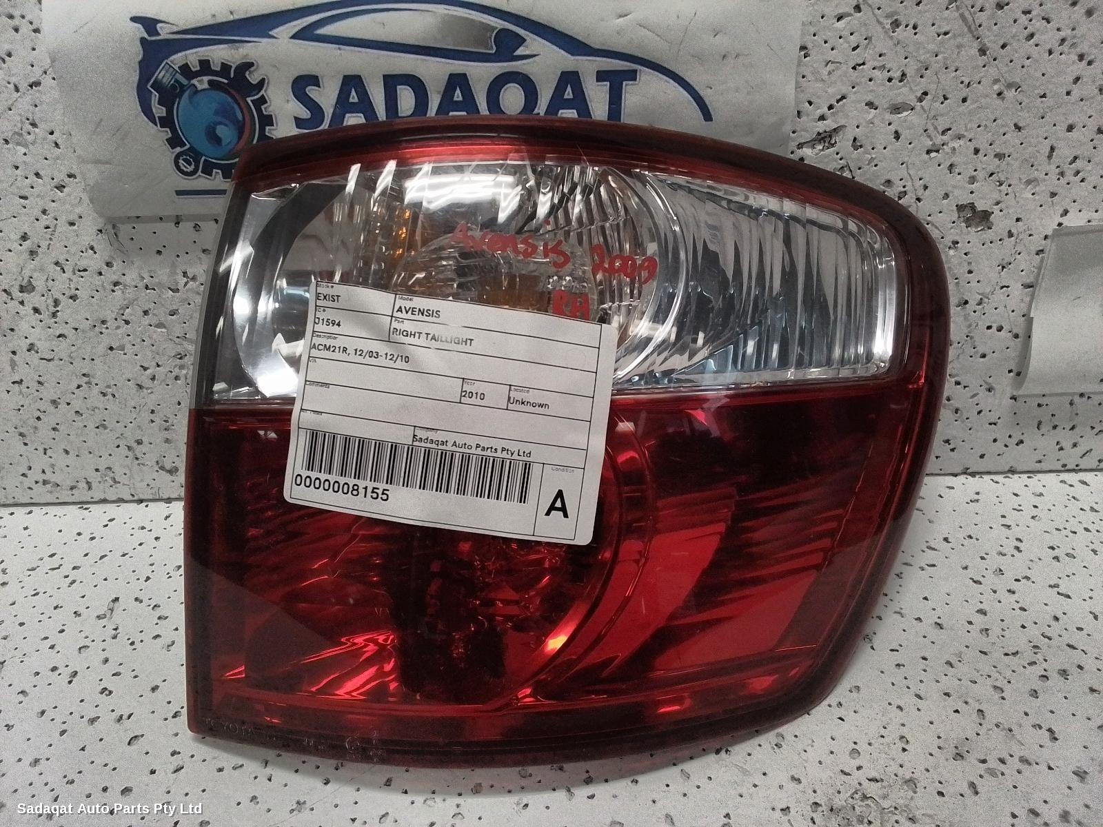 Toyota Avensis Right Taillight
