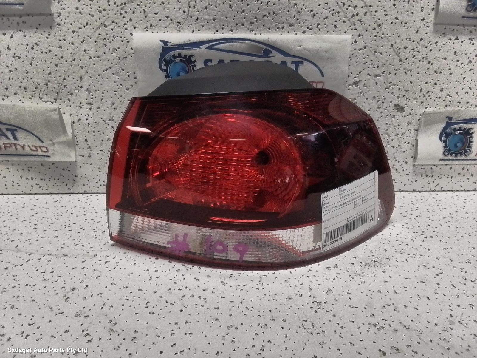Volkswagen Golf Right Taillight