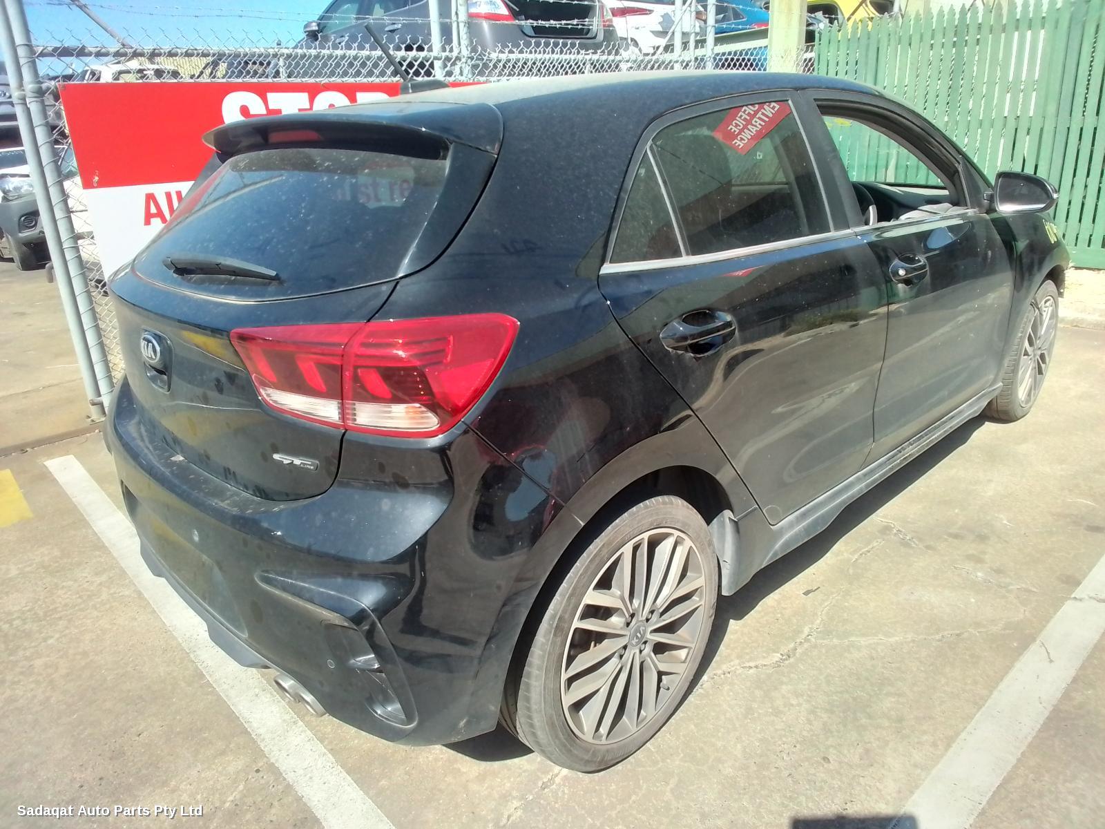 Kia Rio Left Indicator/fog/side