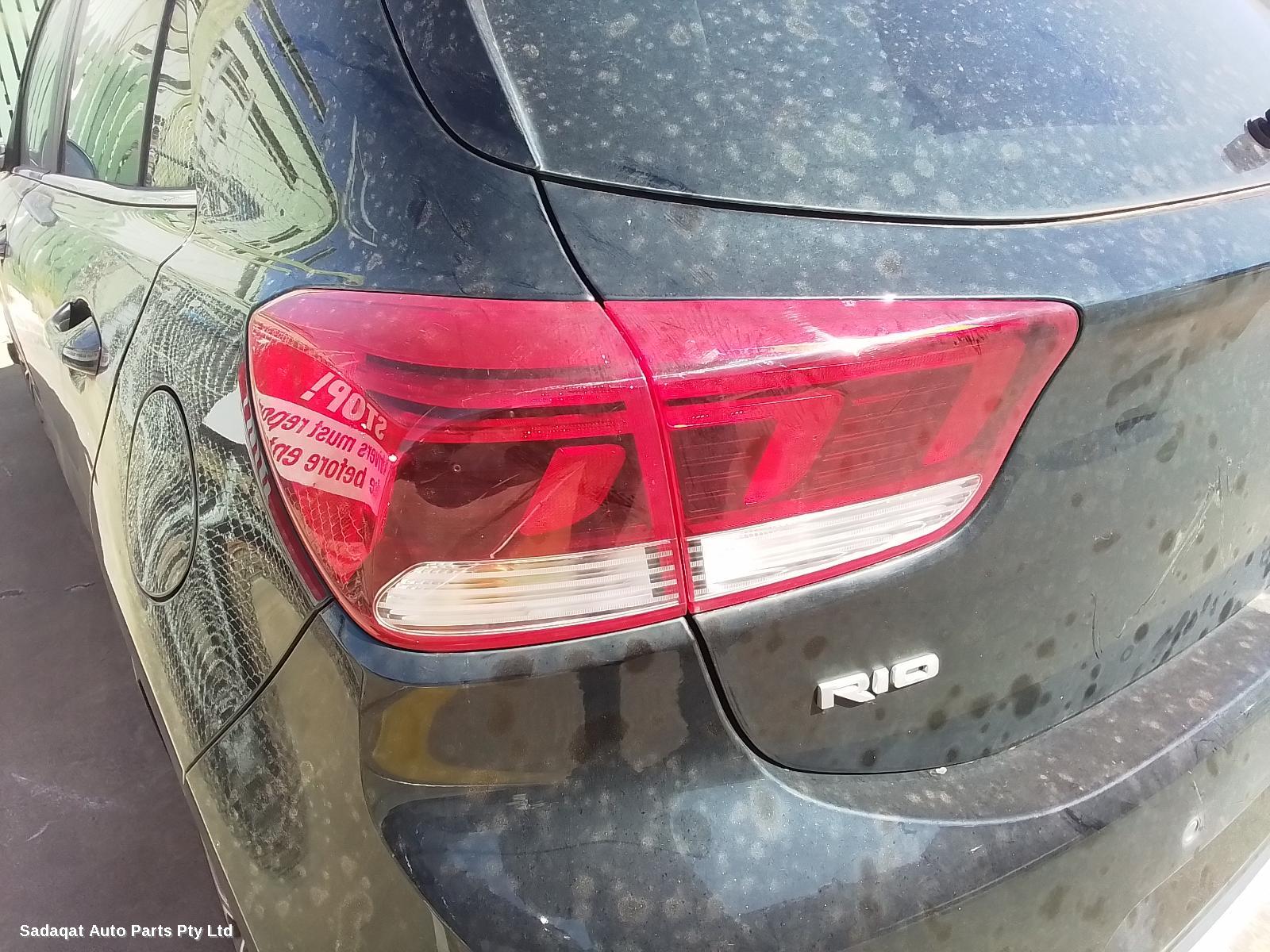 Kia Rio Left Indicator/fog/side