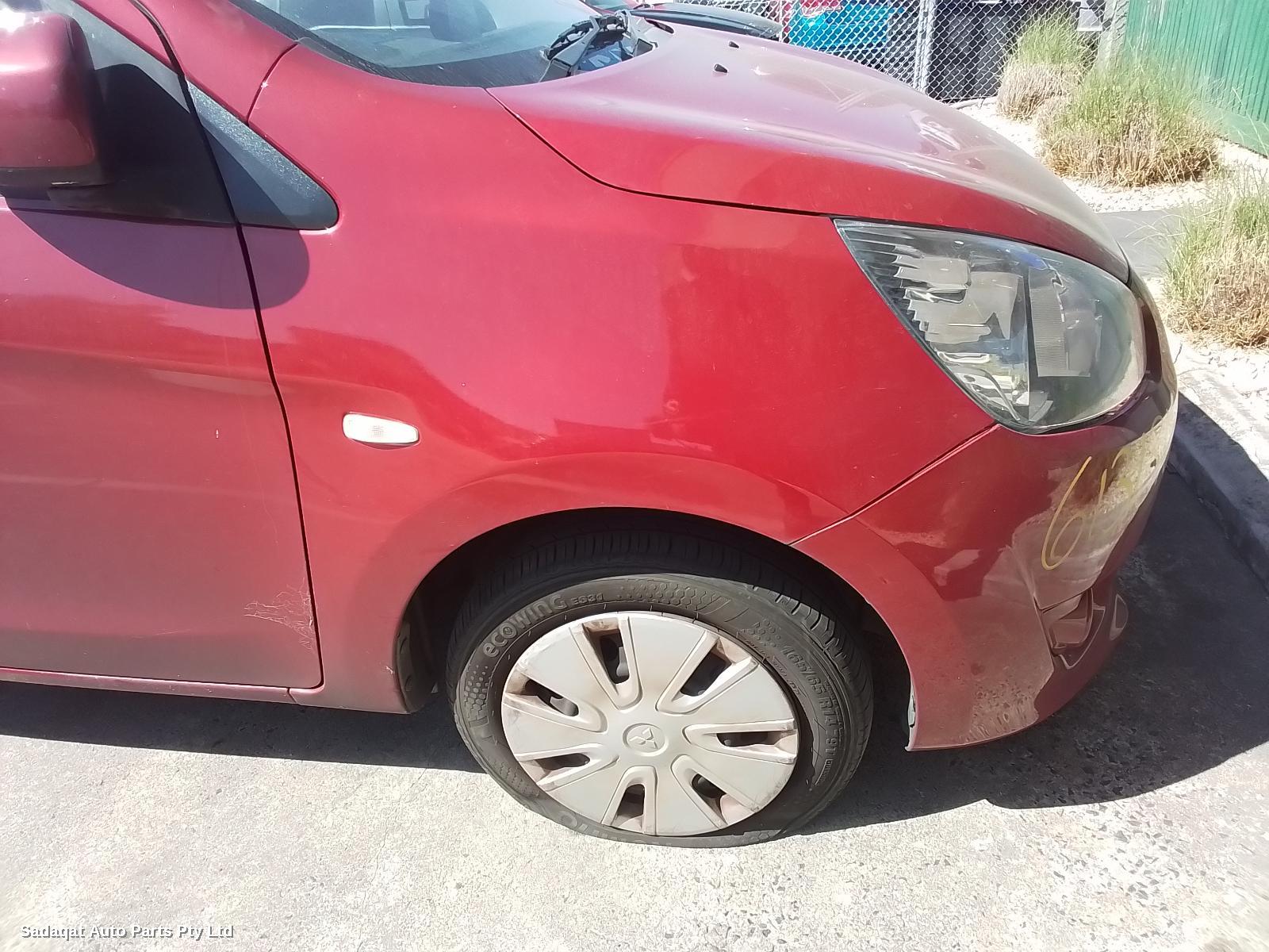 Mitsubishi Mirage Right Guard Liner