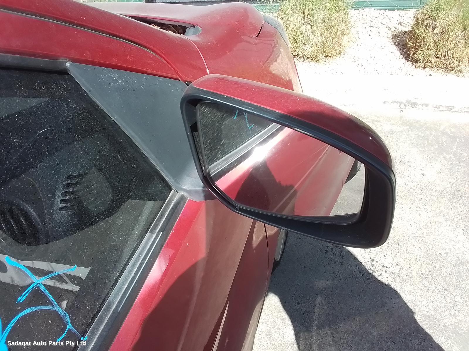 Mitsubishi Mirage Right Guard Liner