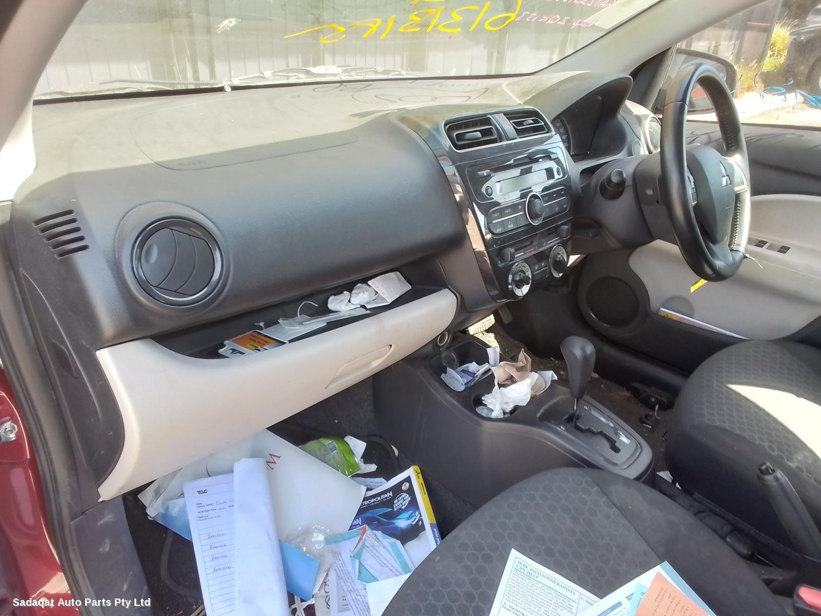 Mitsubishi Mirage Right Guard Liner