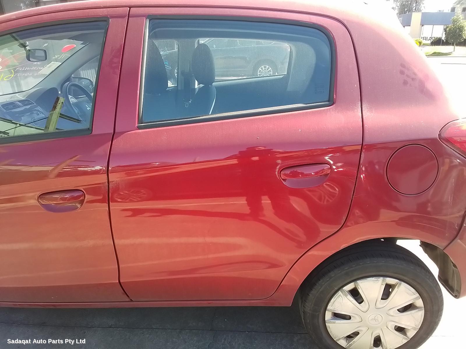 Mitsubishi Mirage Right Guard Liner