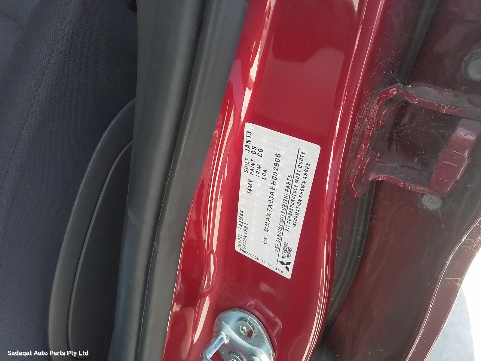 Mitsubishi Mirage Right Guard Liner