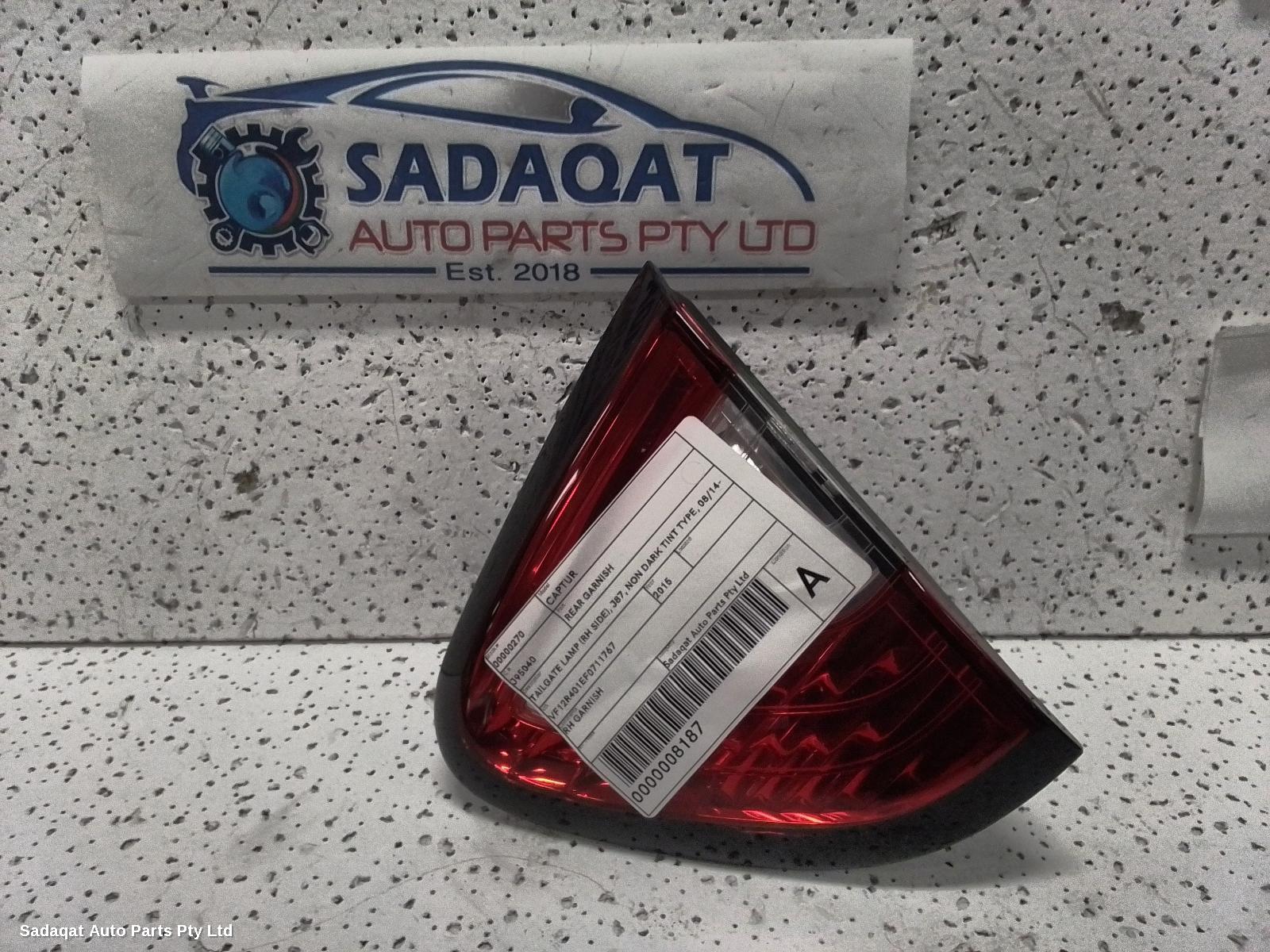 Renault Captur Rear Garnish