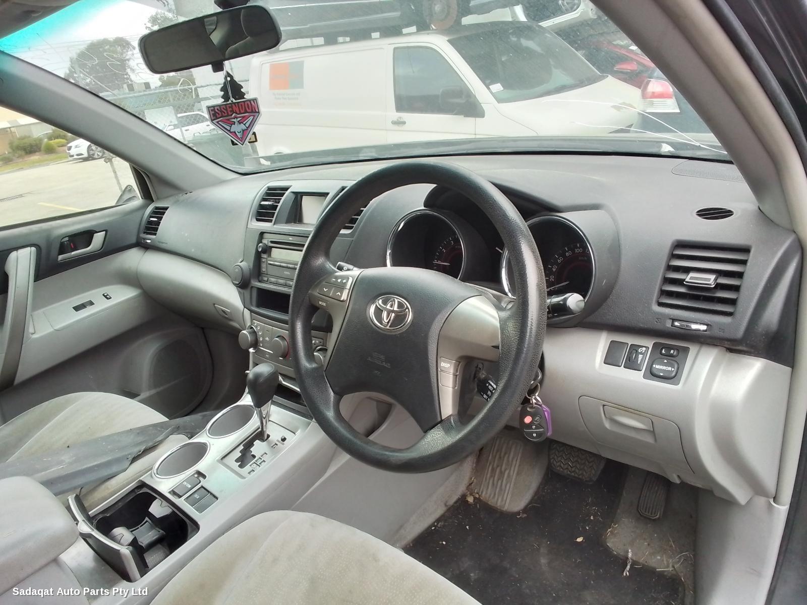 Toyota Kluger Sunvisor