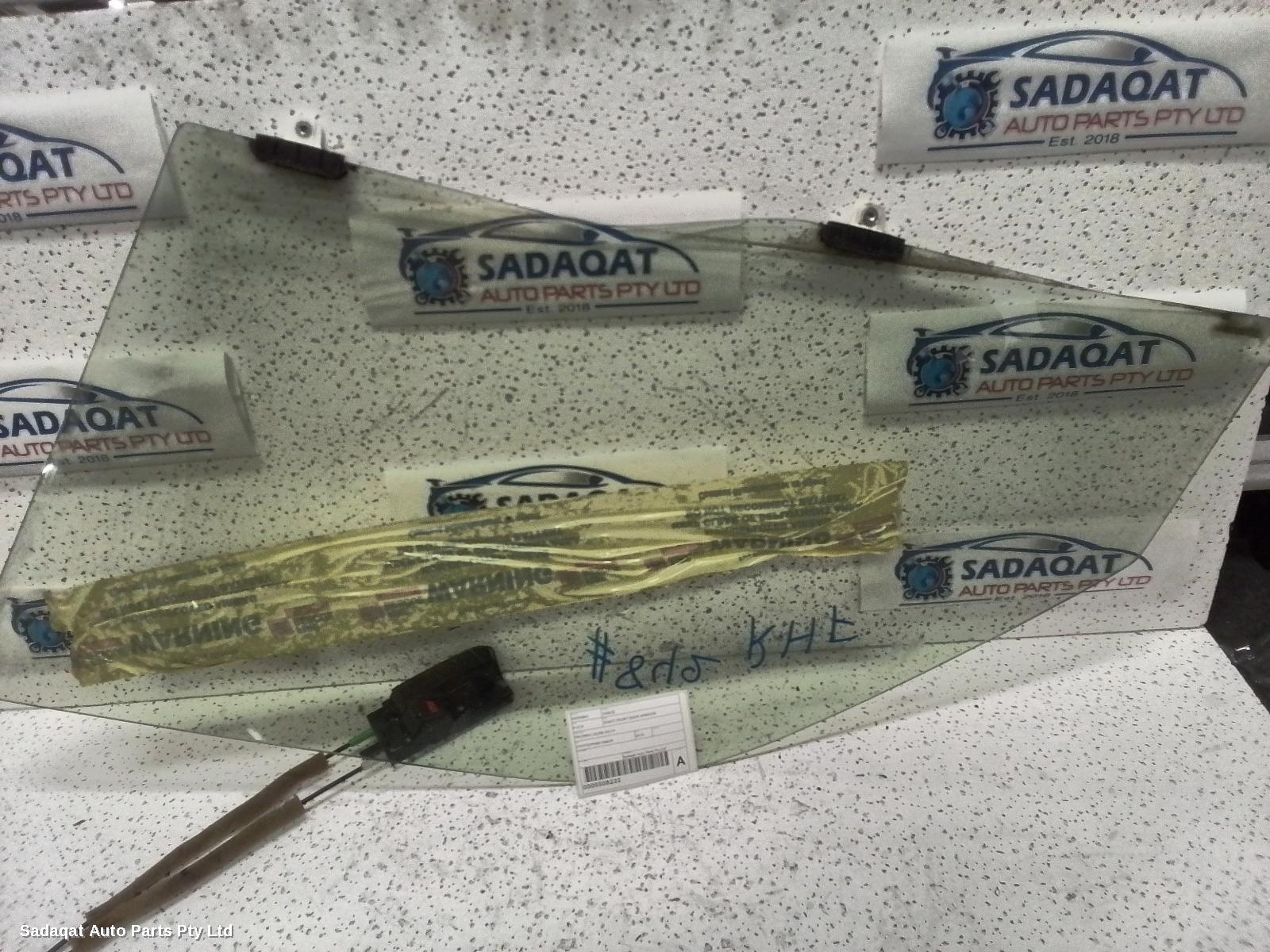 Toyota Hiace Right Front Door Window