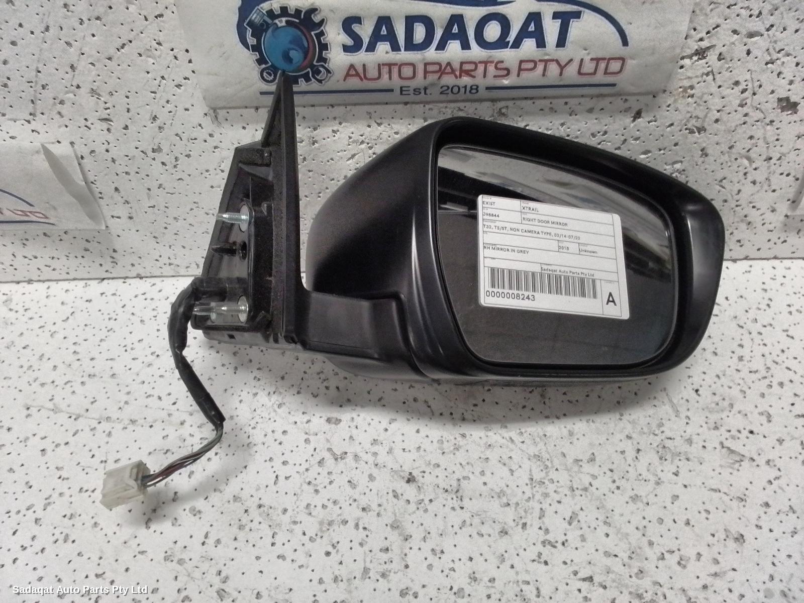 Nissan Xtrail Right Door Mirror