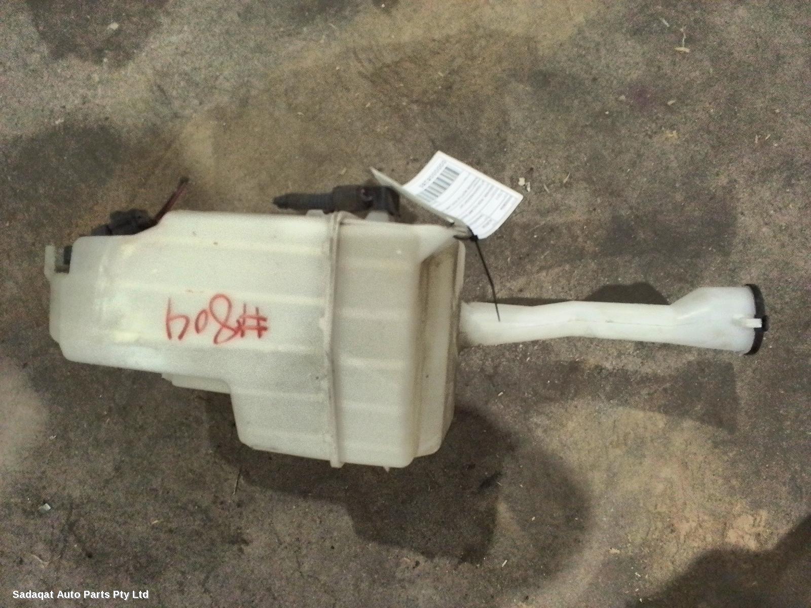 Toyota Aurion Washer Bottle