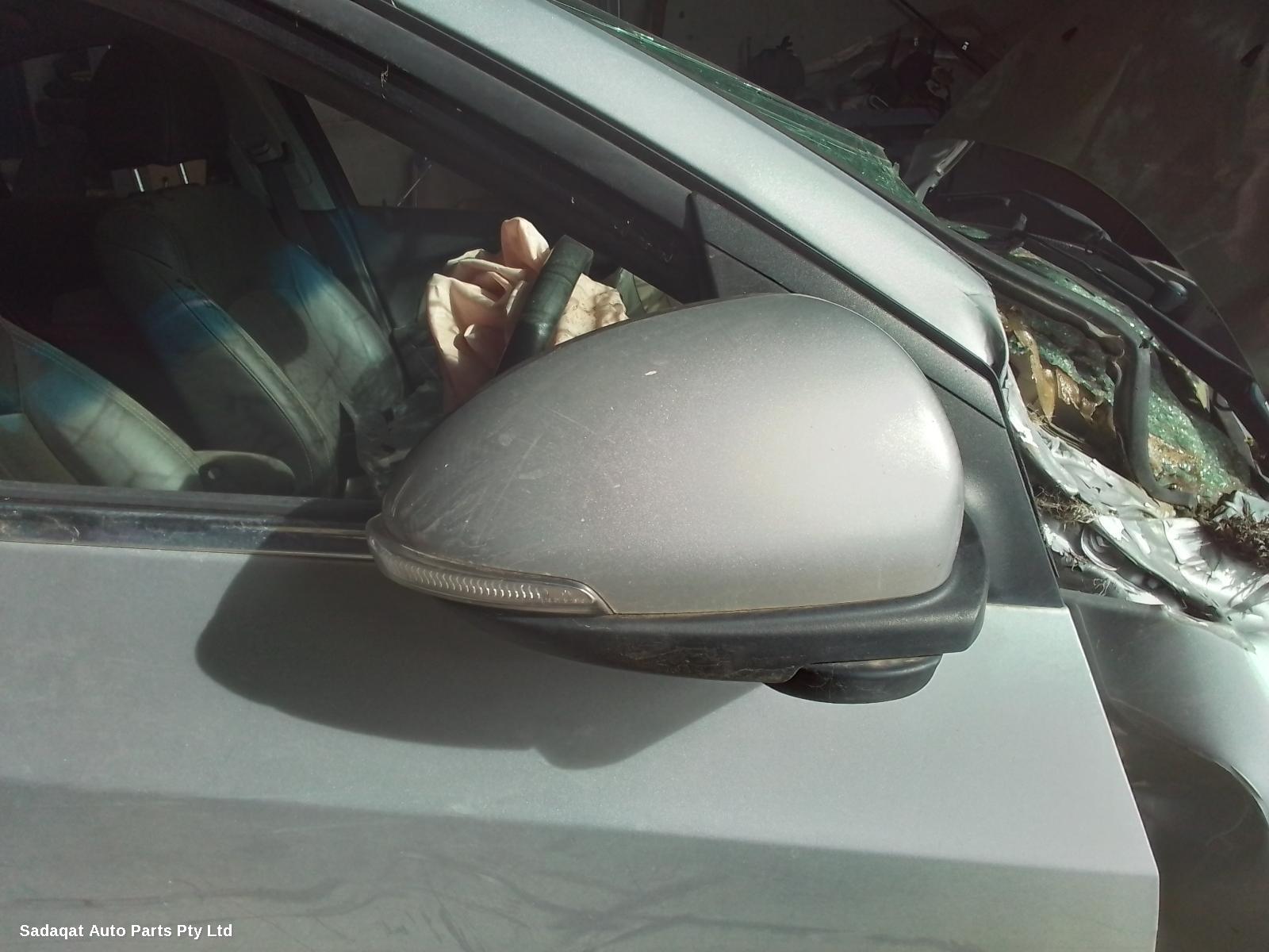 Holden Cruze Left Headlamp