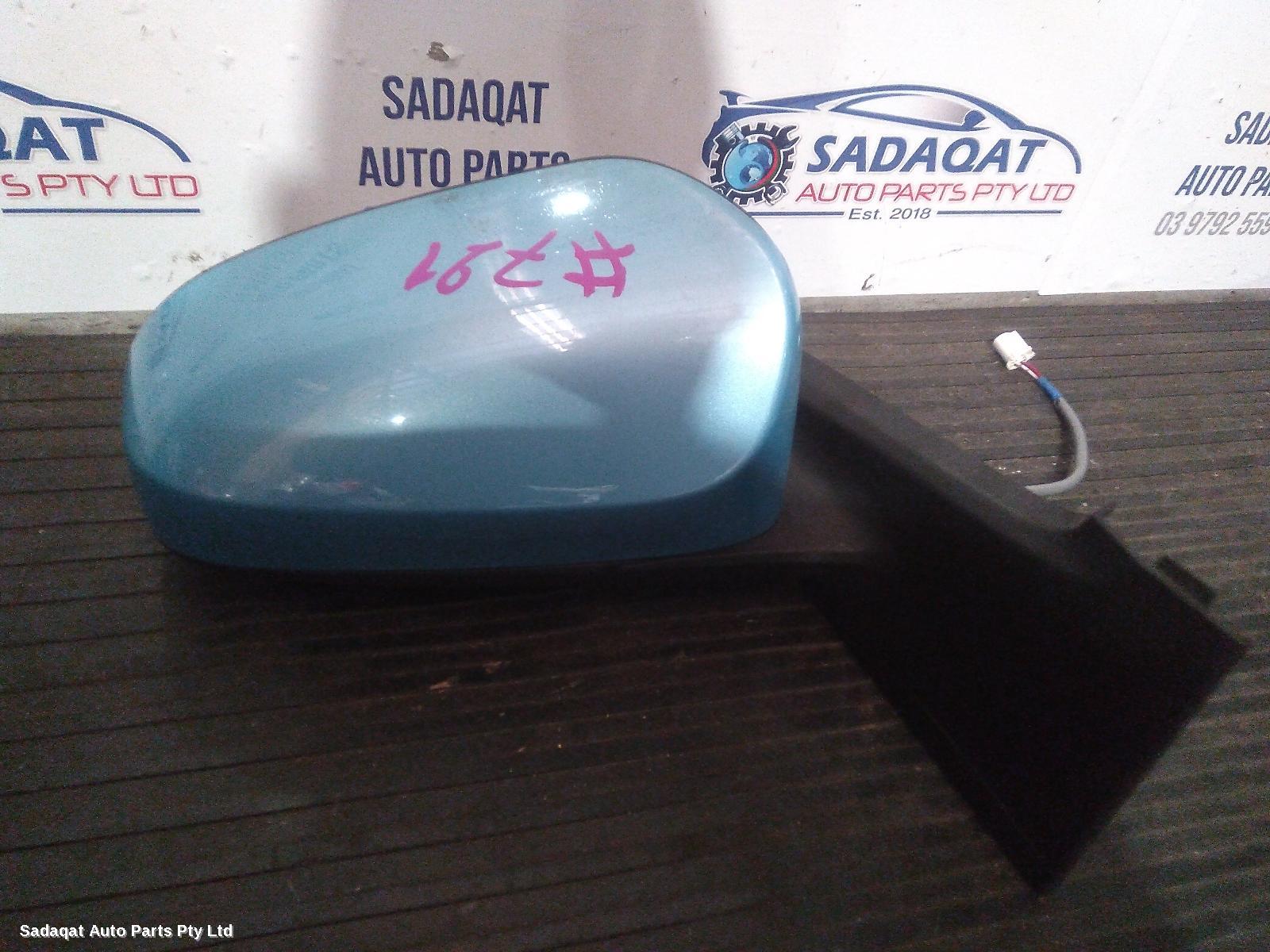 Toyota Yaris Right Door Mirror