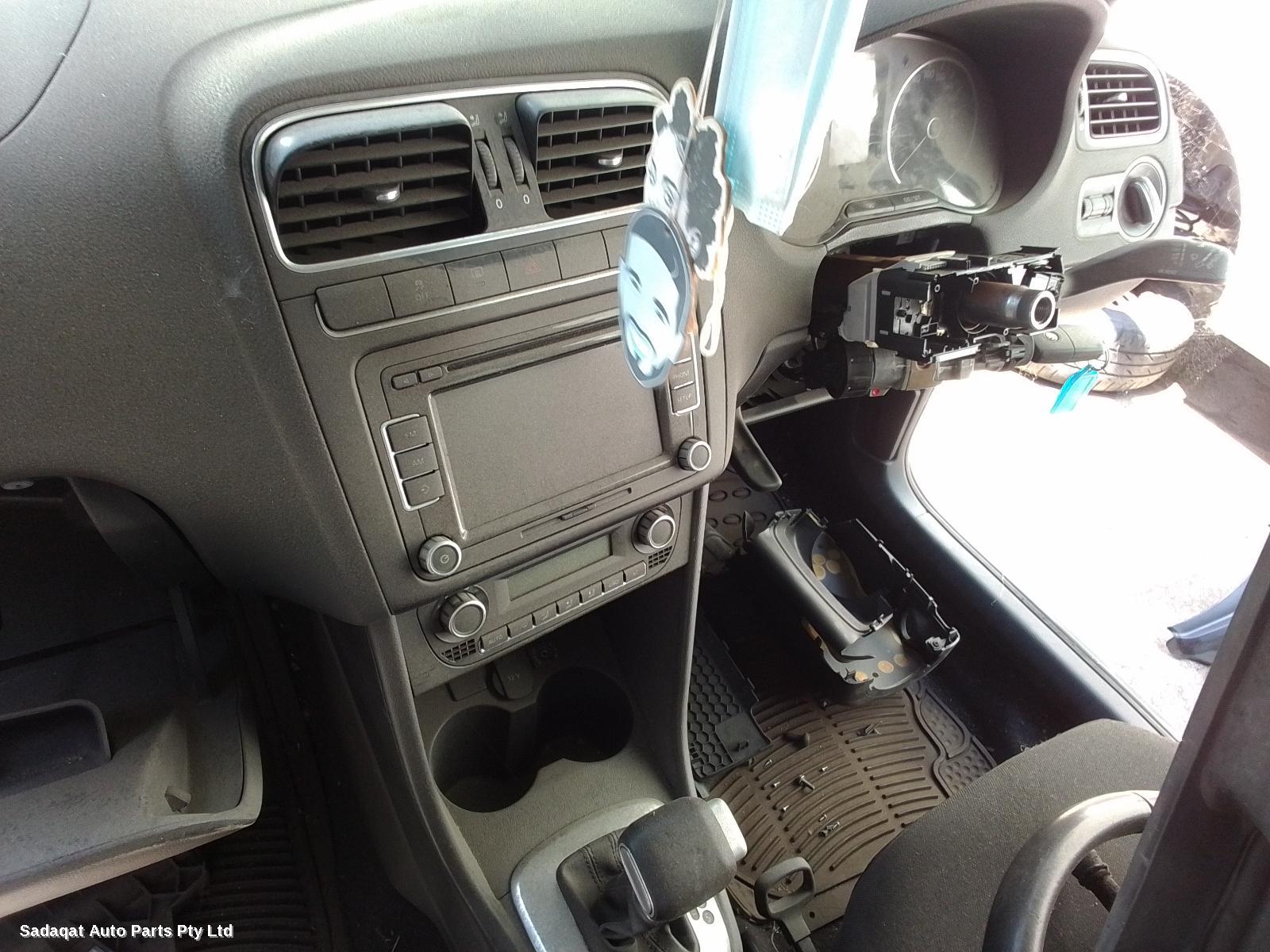 Volkswagen Polo Left Front Door