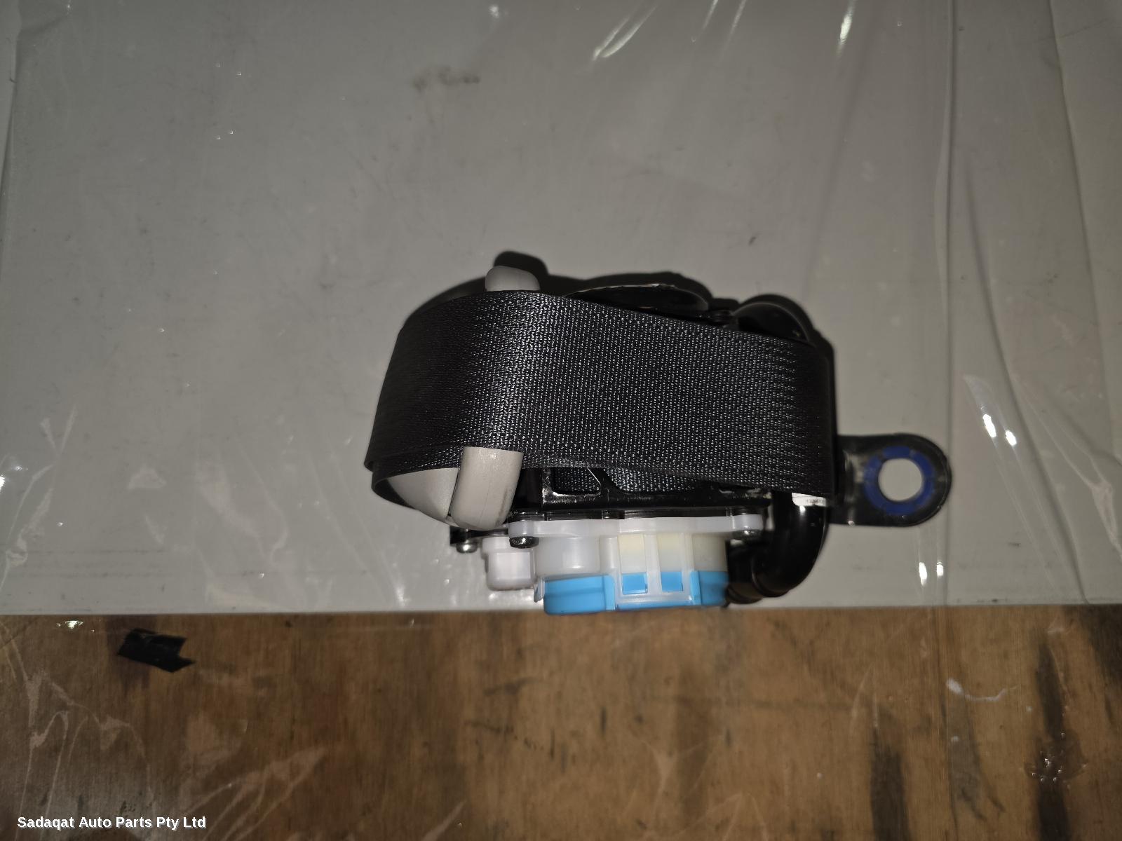 Suzuki Ignis Seatbelt/stalk