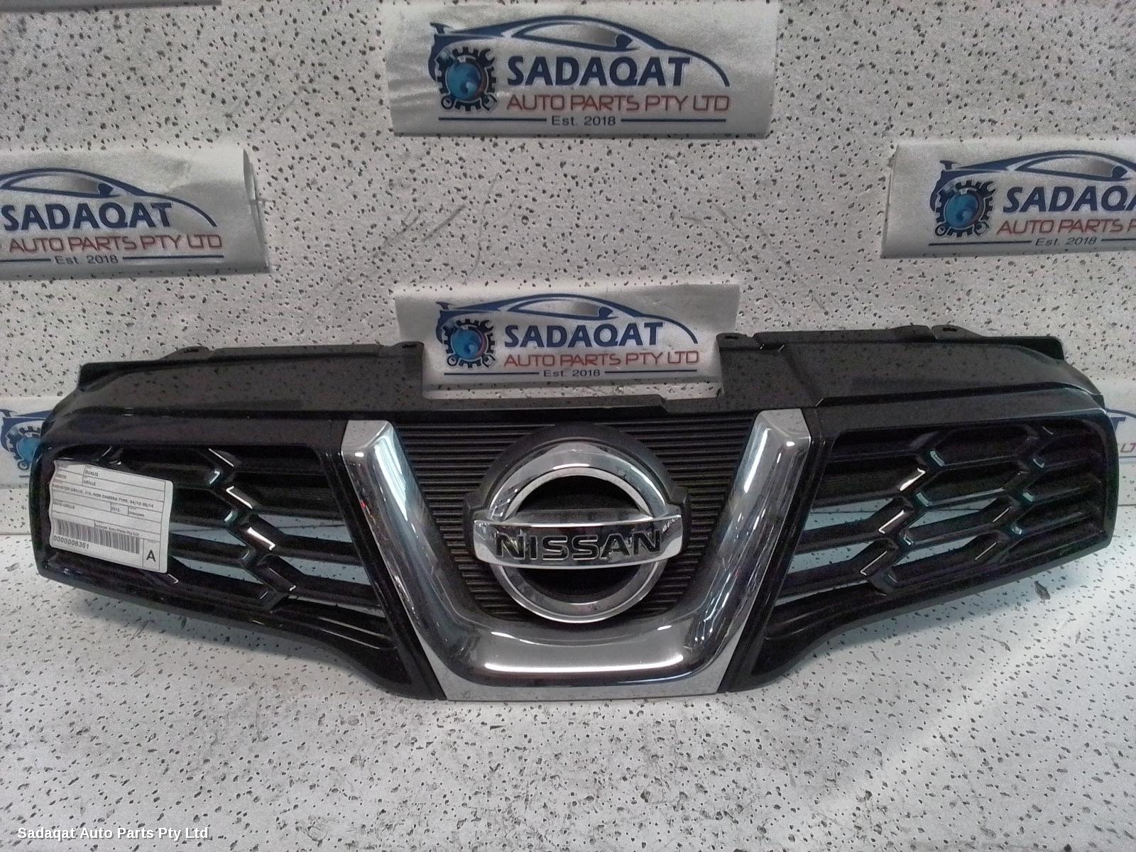 Nissan Dualis Grille