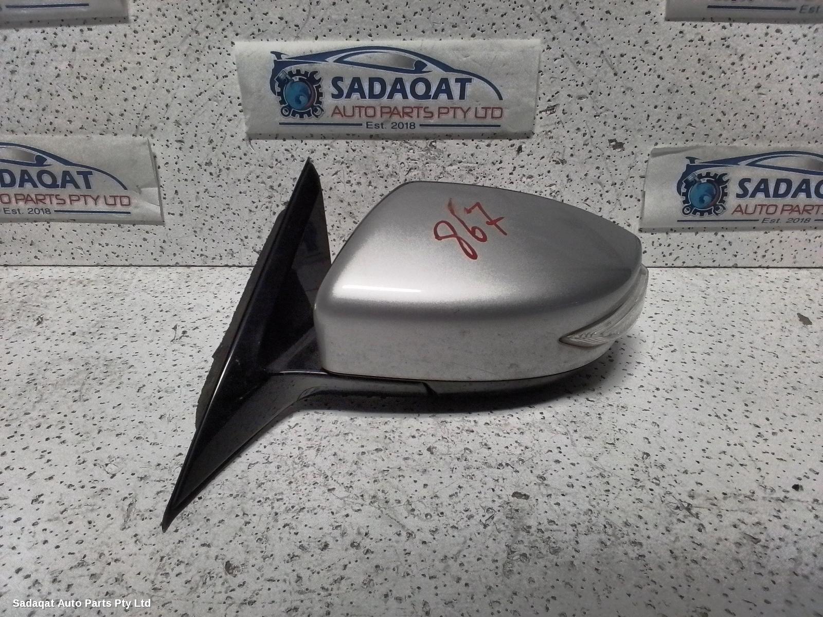 Nissan Altima Left Door Mirror