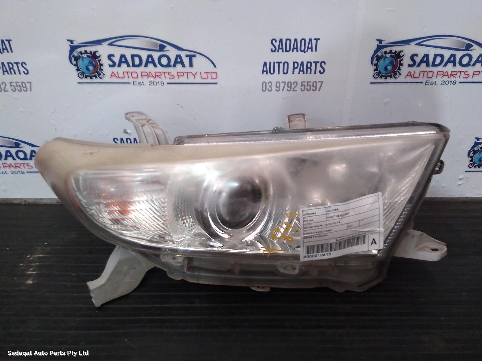 Toyota Kluger Right Headlamp