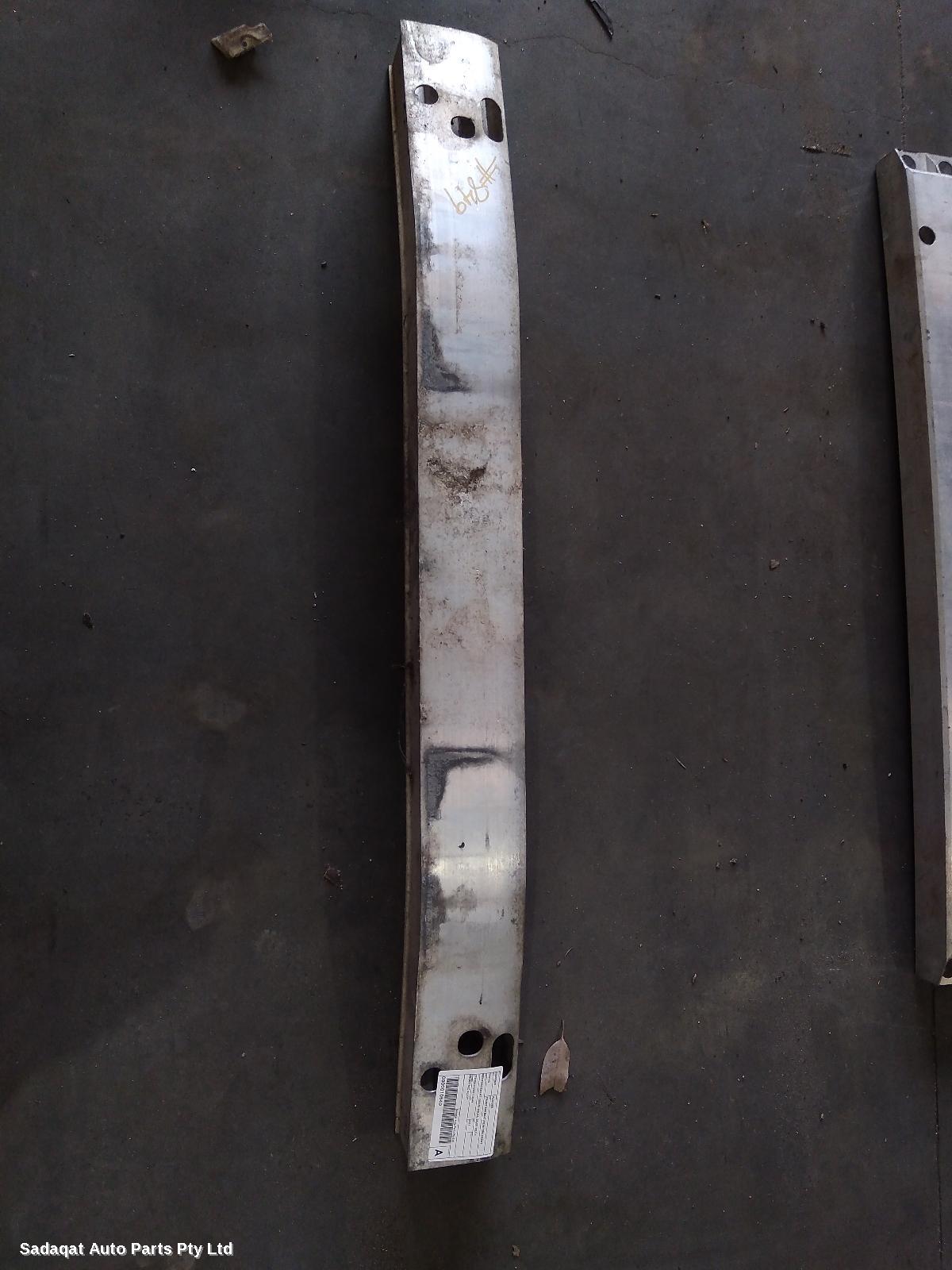 Toyota Kluger F/bar Reinforc/brack