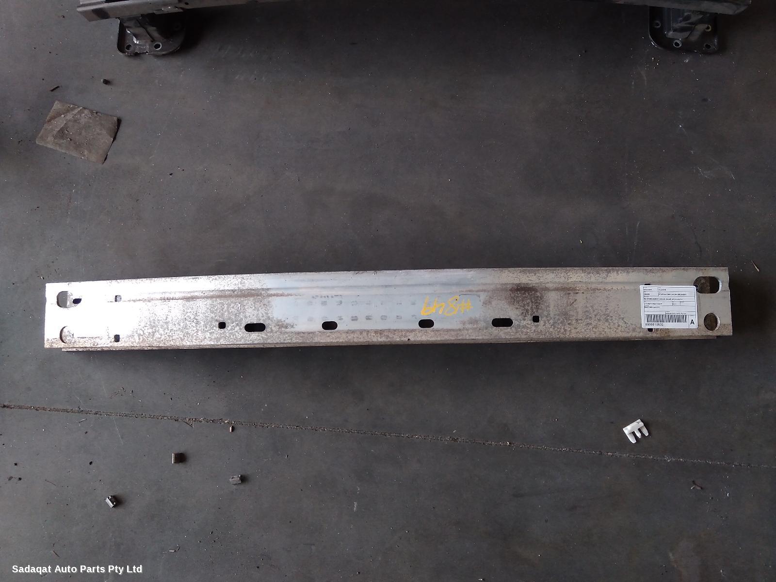 Toyota Kluger R/bar Bracket/reinfo