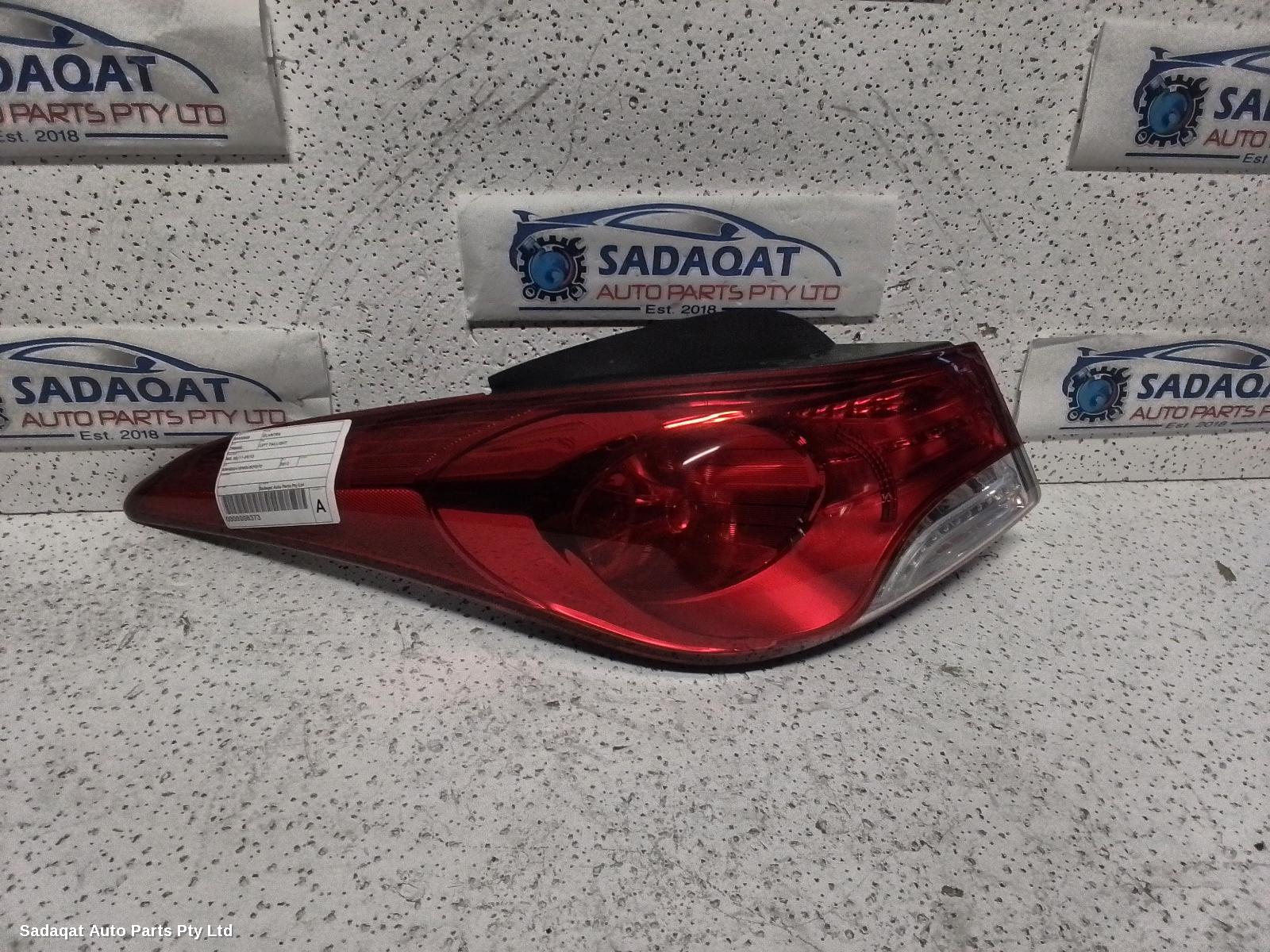 Hyundai Elantra Left Taillight