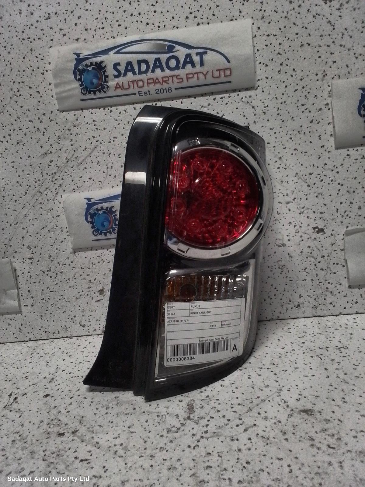 Toyota Rukus Right Taillight