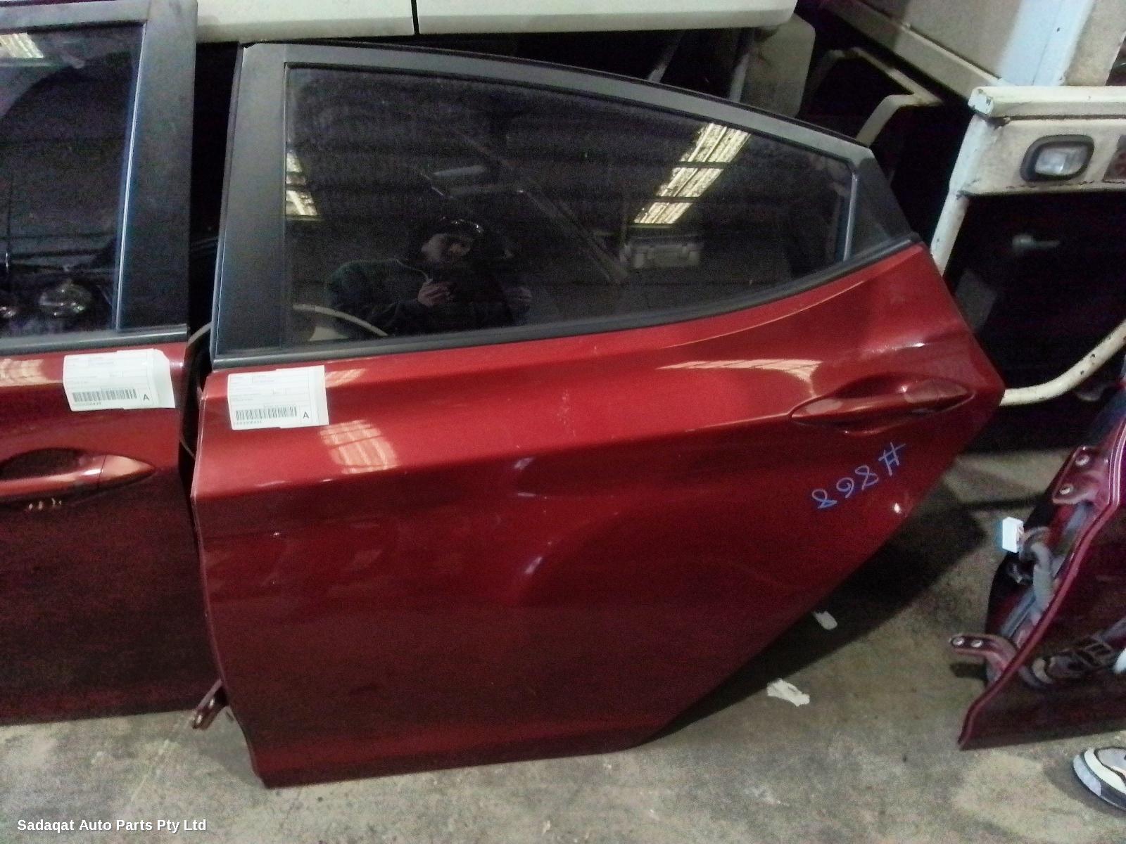 Hyundai Elantra Left Rear Door/sliding