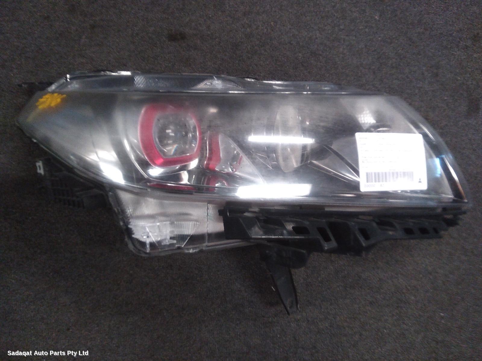 Suzuki Vitara Right Headlamp