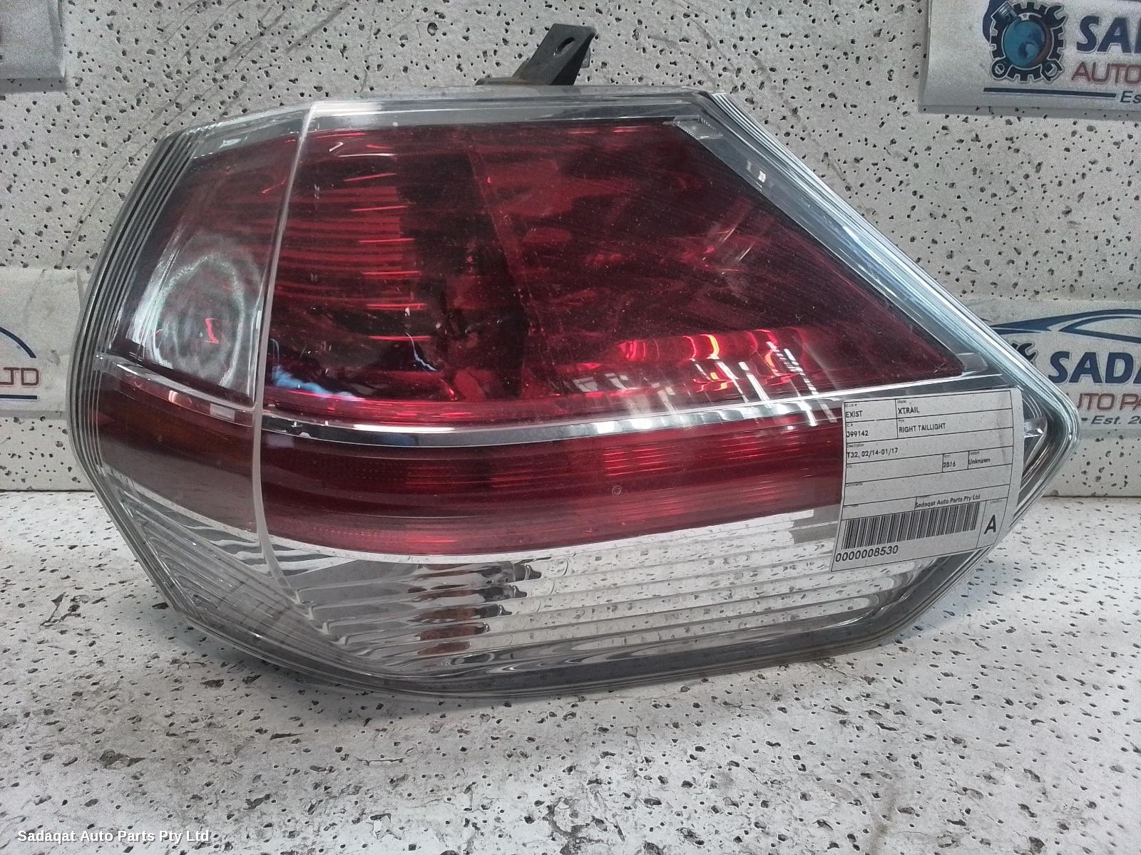 Nissan Xtrail Right Taillight