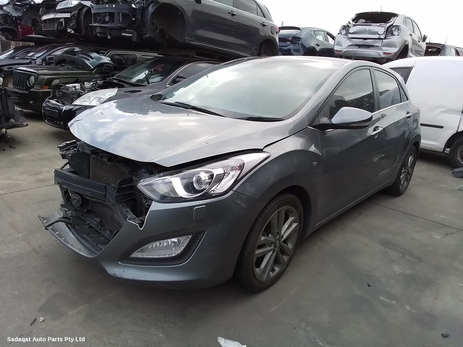 Hyundai I30 Left Headlamp