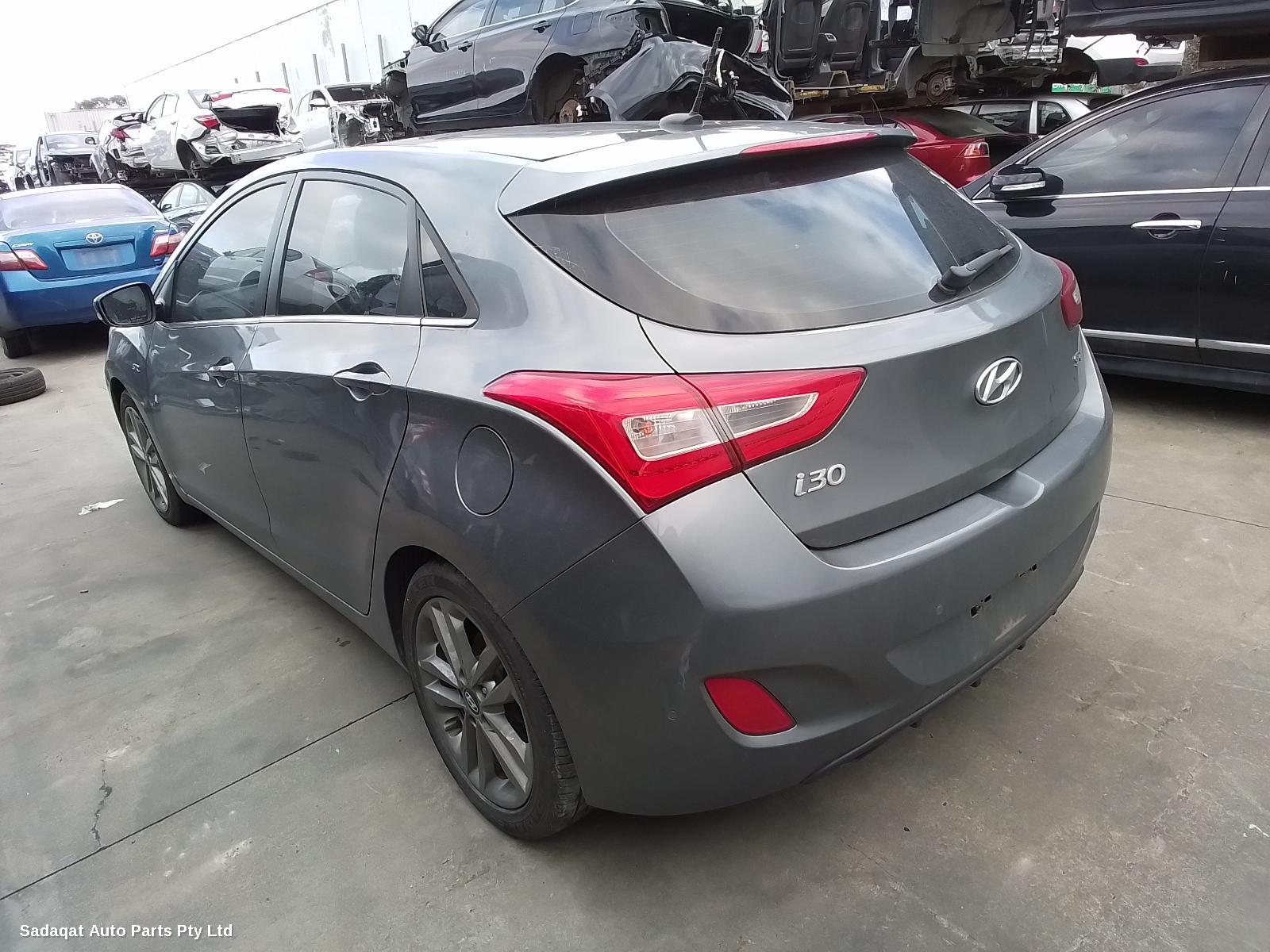 Hyundai I30 Right Door Mirror