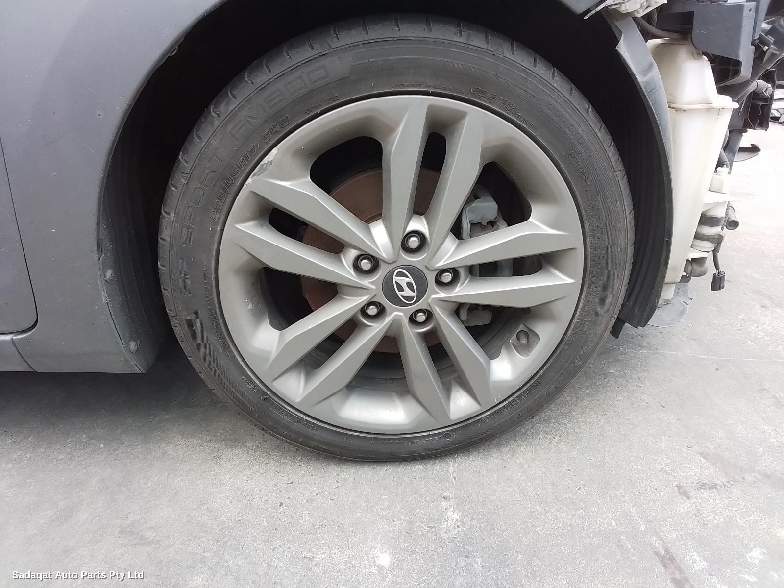 Hyundai I30 Right Door Mirror