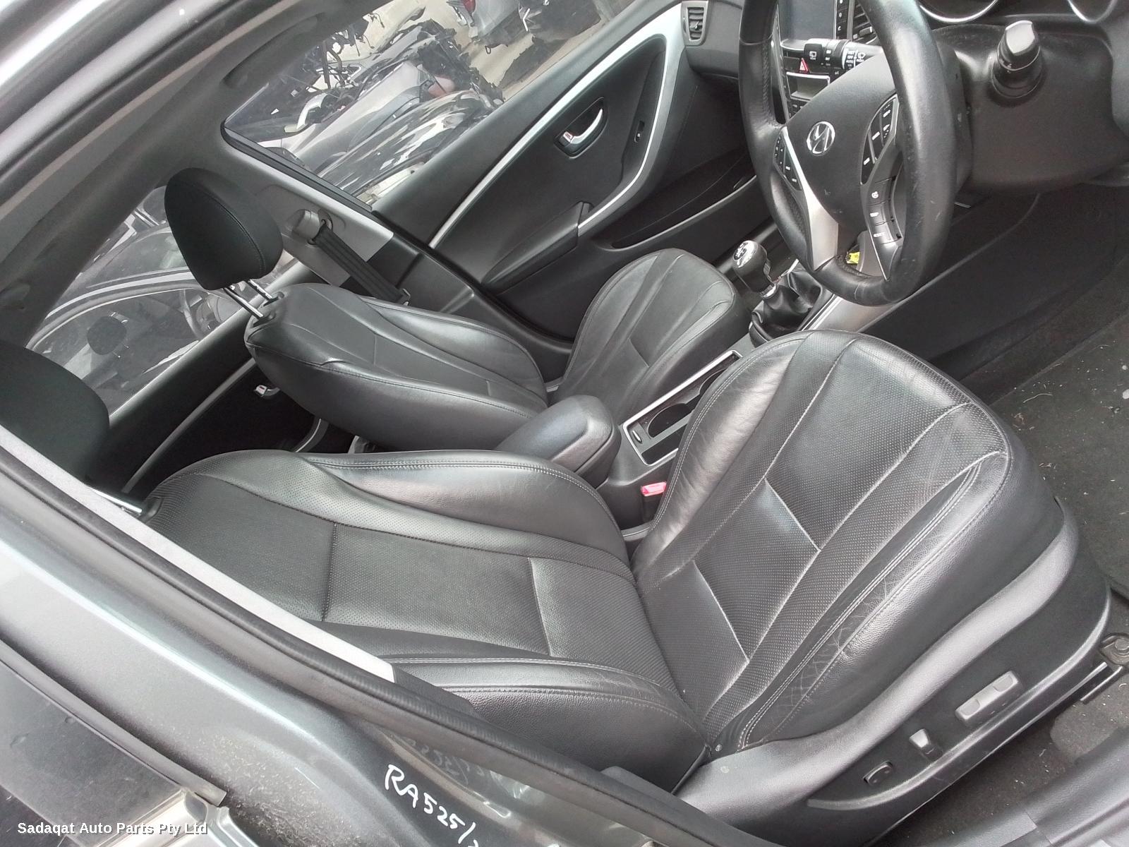 Hyundai I30 Right Door Mirror