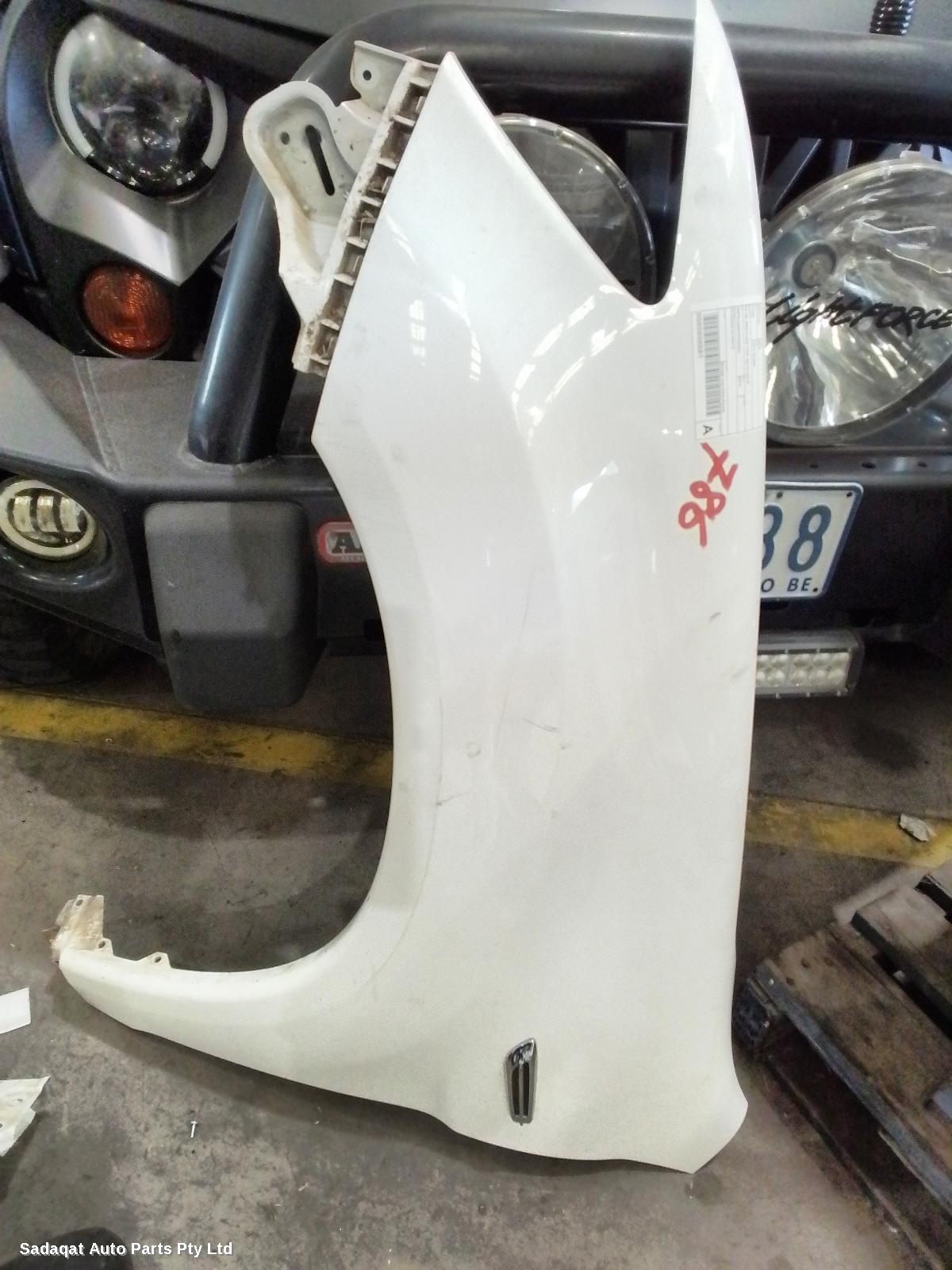 Mitsubishi Asx Left Guard