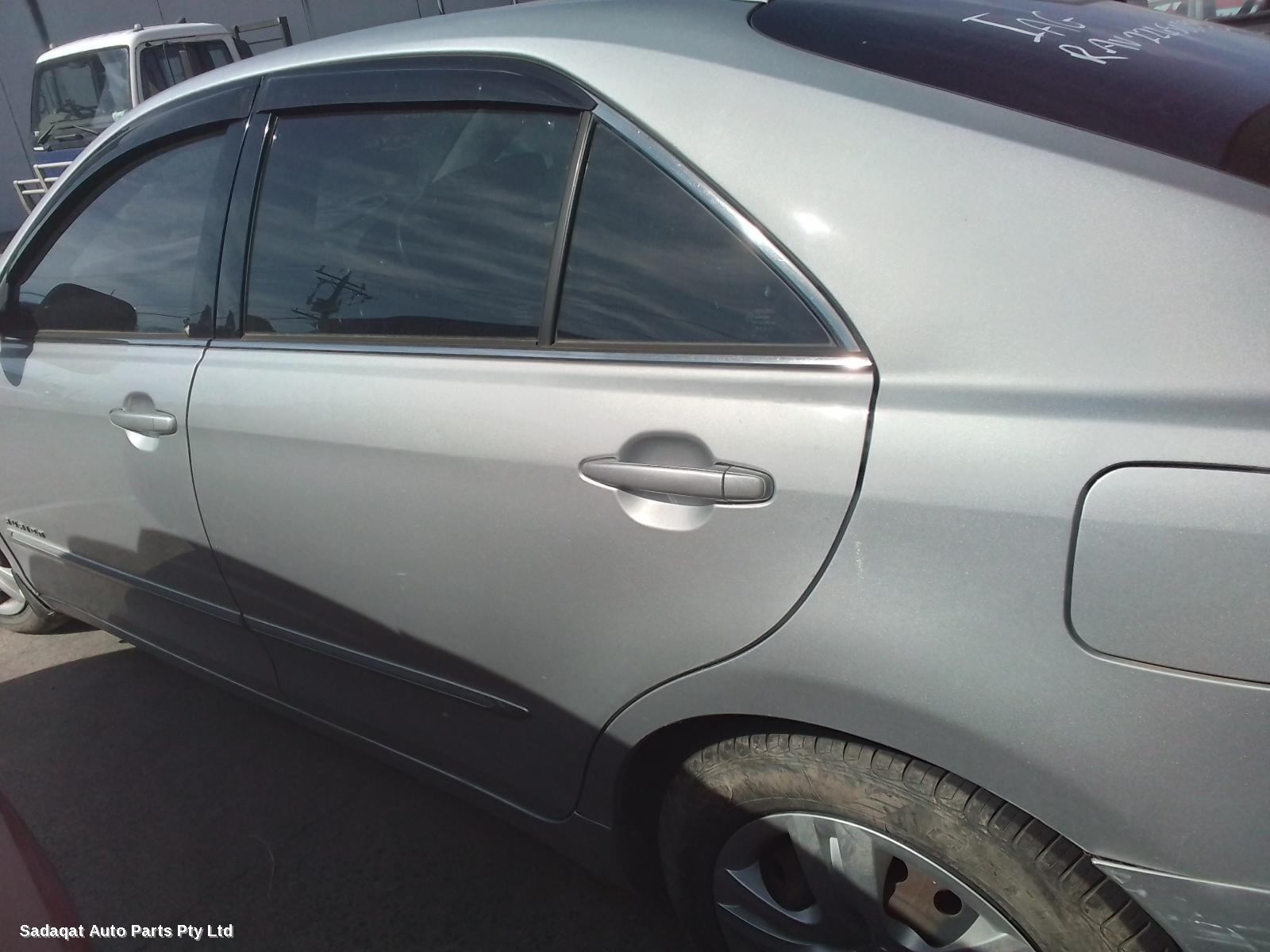 Toyota Aurion Left Taillight
