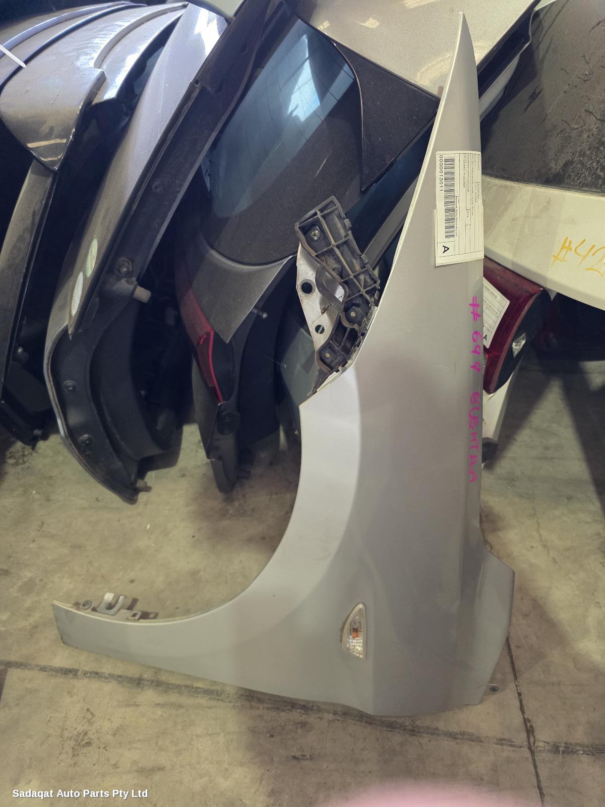 Hyundai Elantra Left Guard