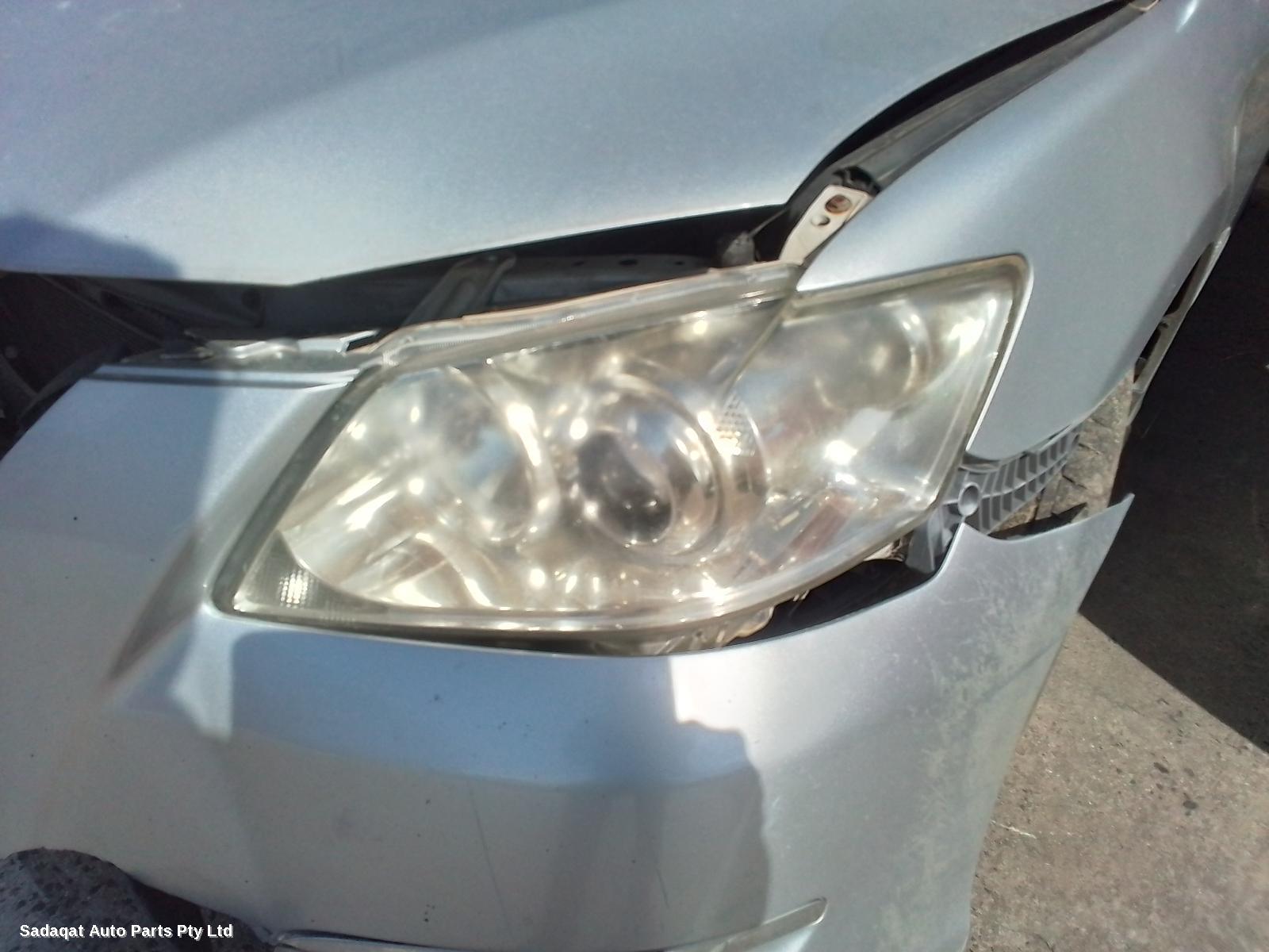 Toyota Aurion Left Taillight