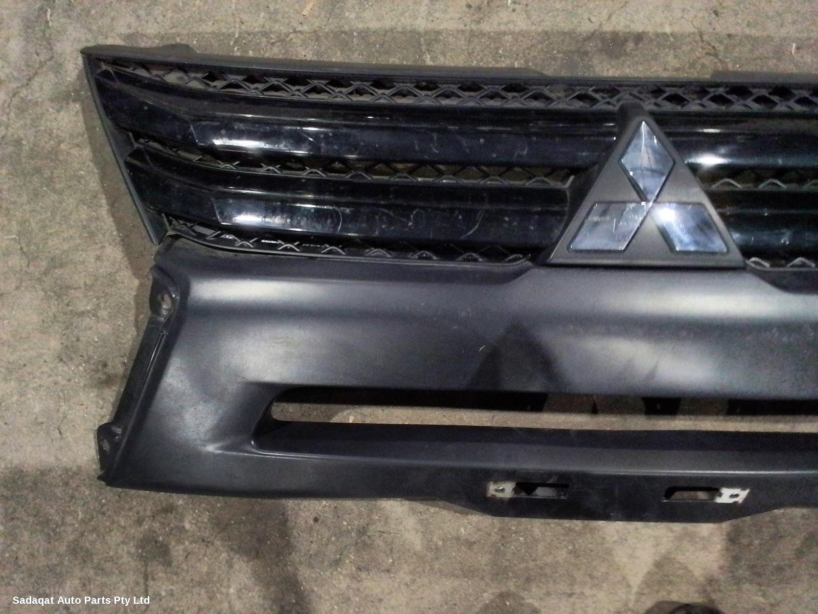 Mitsubishi Eclipse Cross Grille