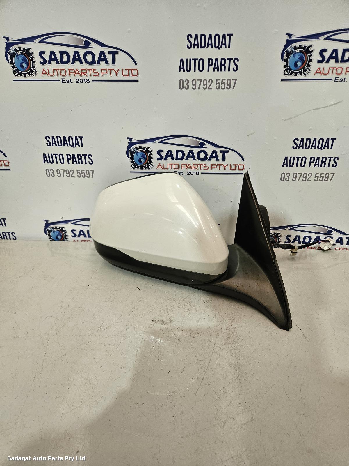 Honda Hrv Right Door Mirror