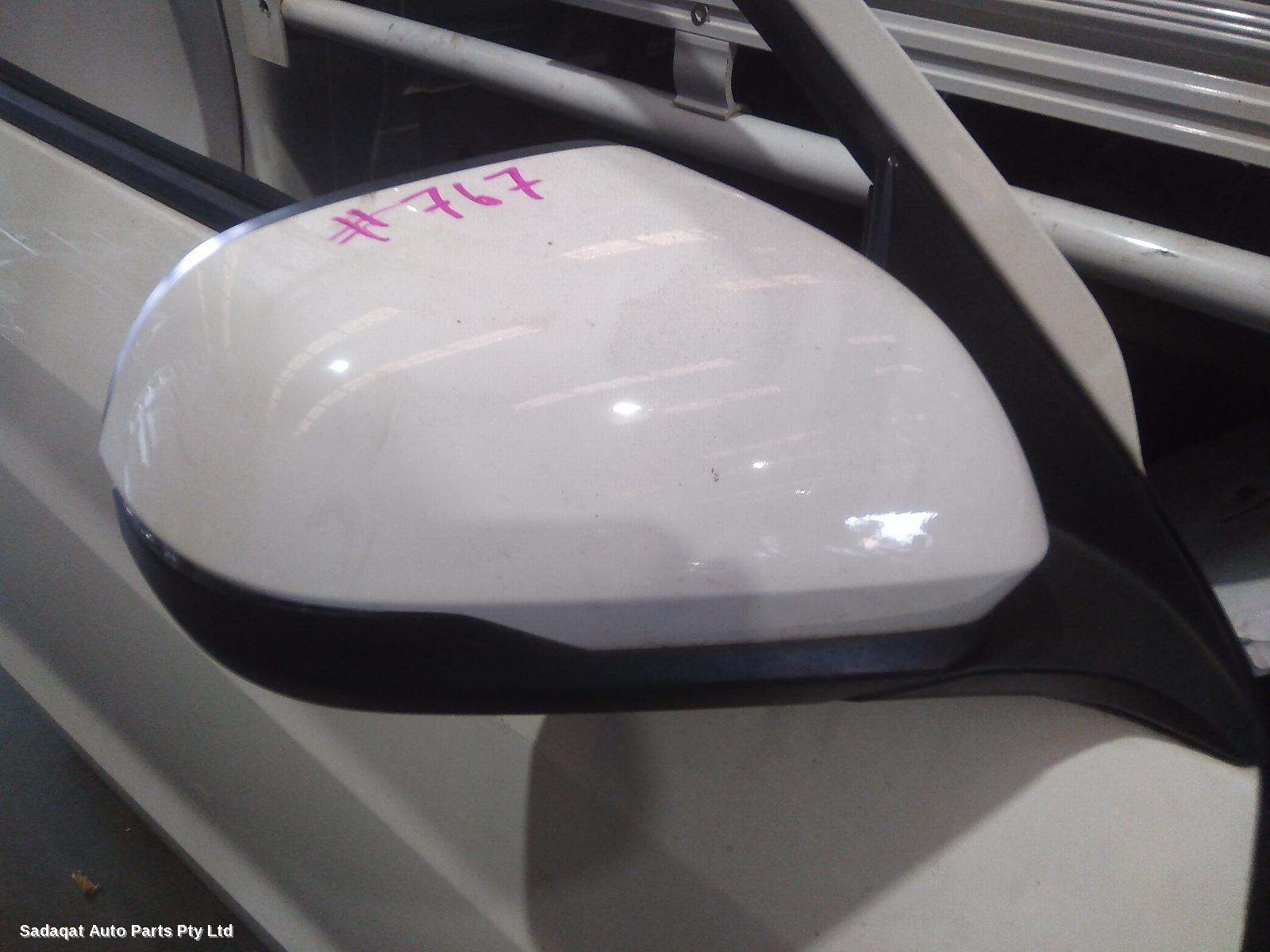 Honda Hrv Right Door Mirror
