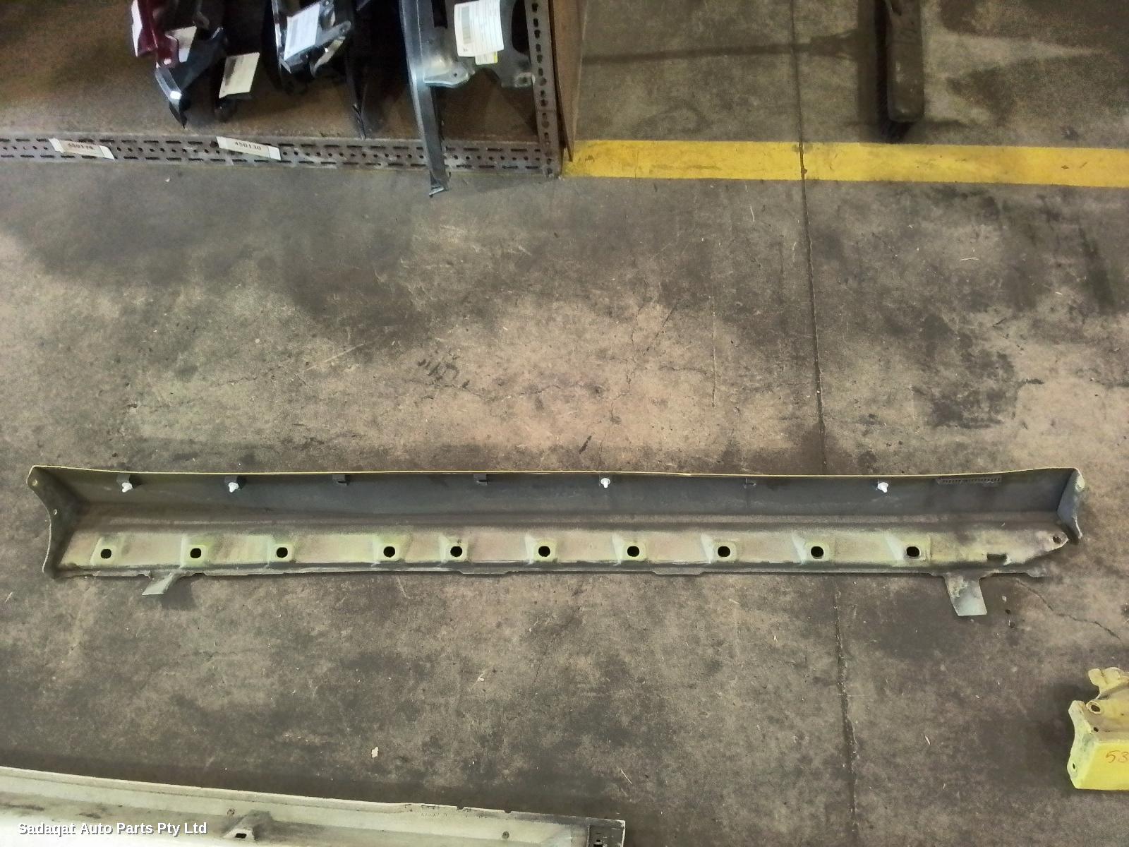 Suzuki Swift Side Step/skirt