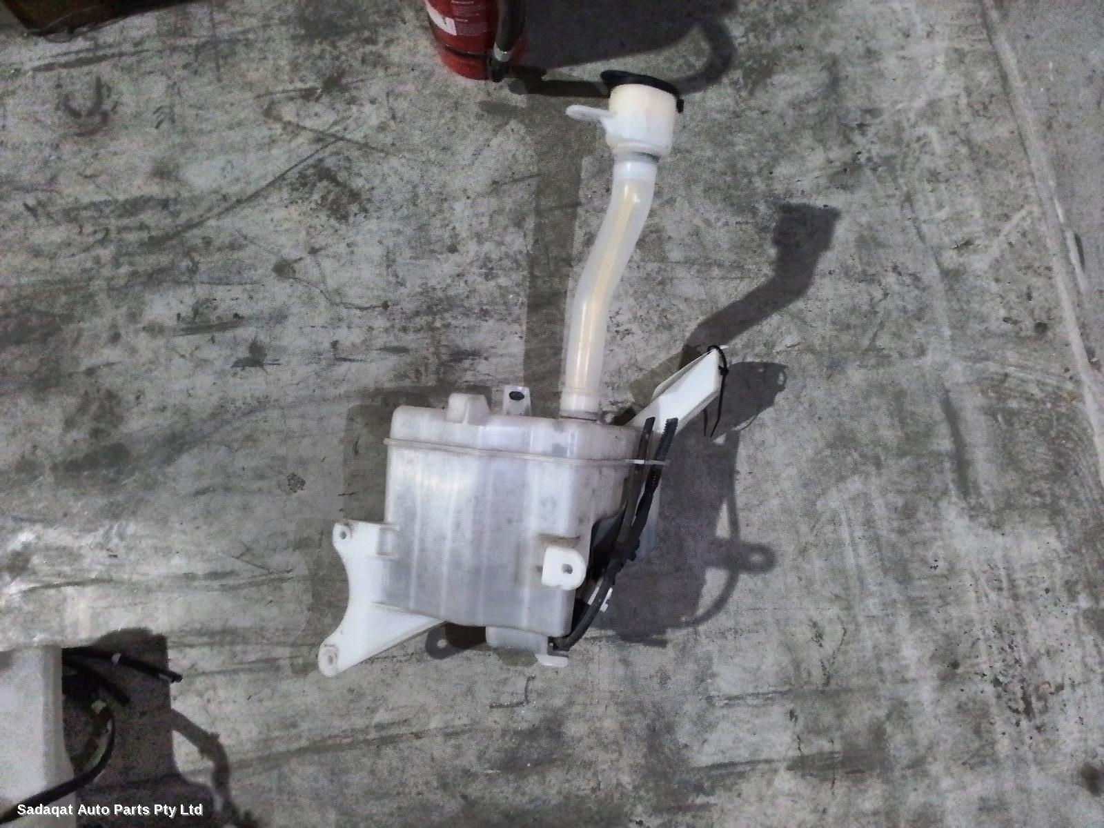 Toyota Corolla Washer Bottle