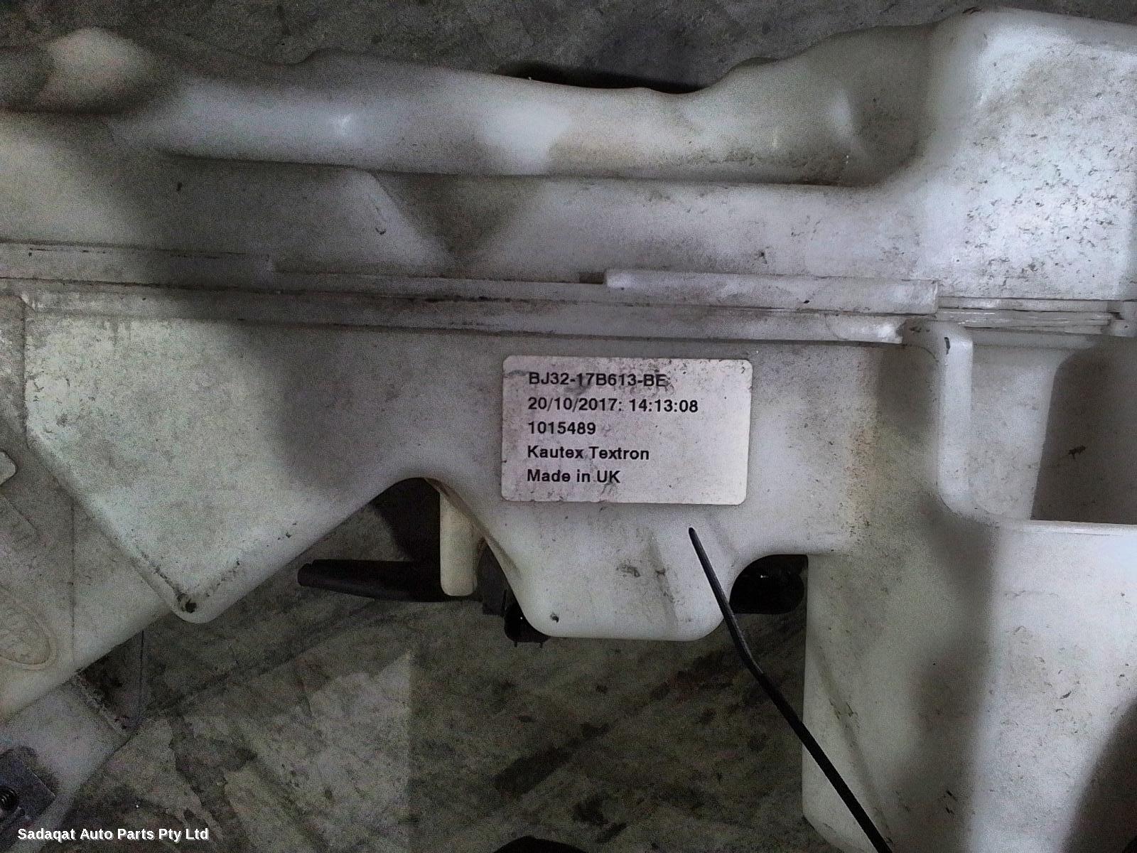 Land Rover Discovery Sport Washer Bottle