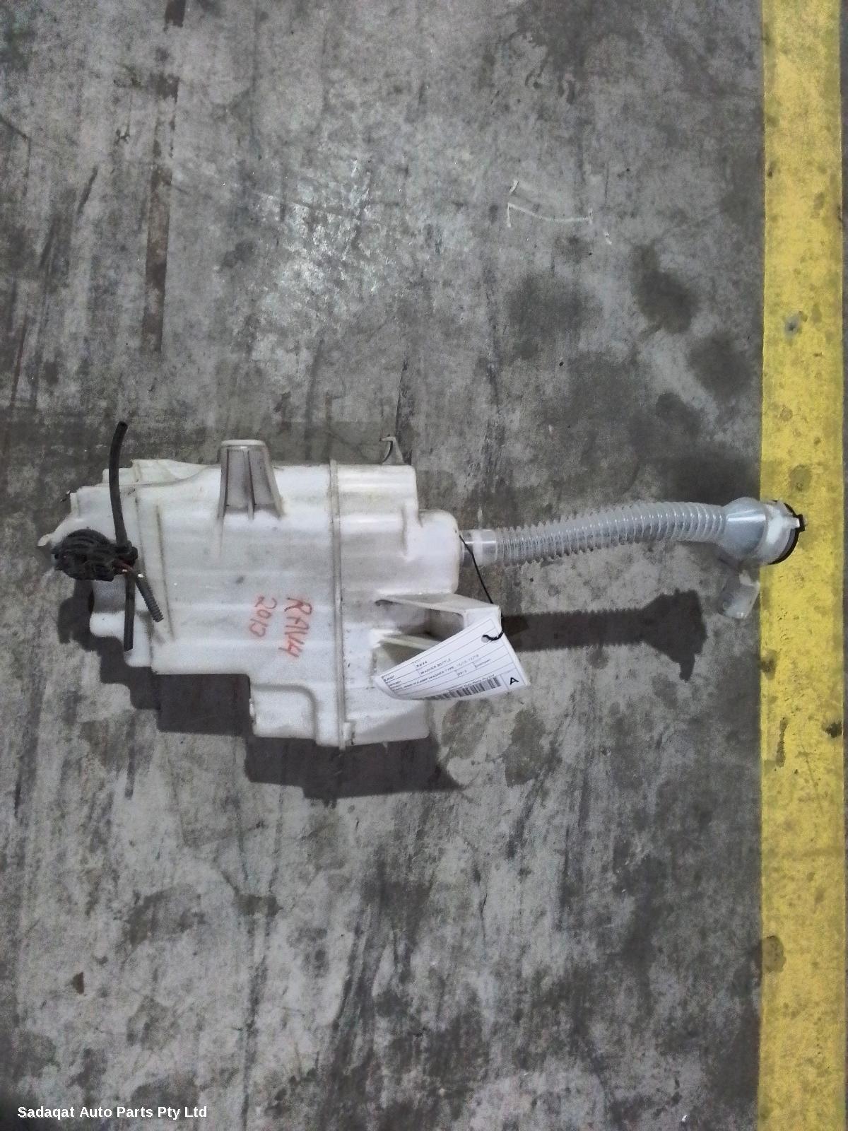 Toyota Rav4 Washer Bottle