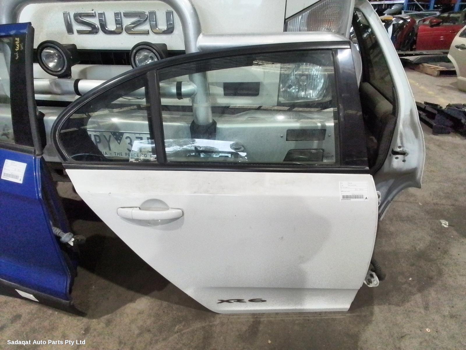 Ford Falcon Right_rear_door_sliding