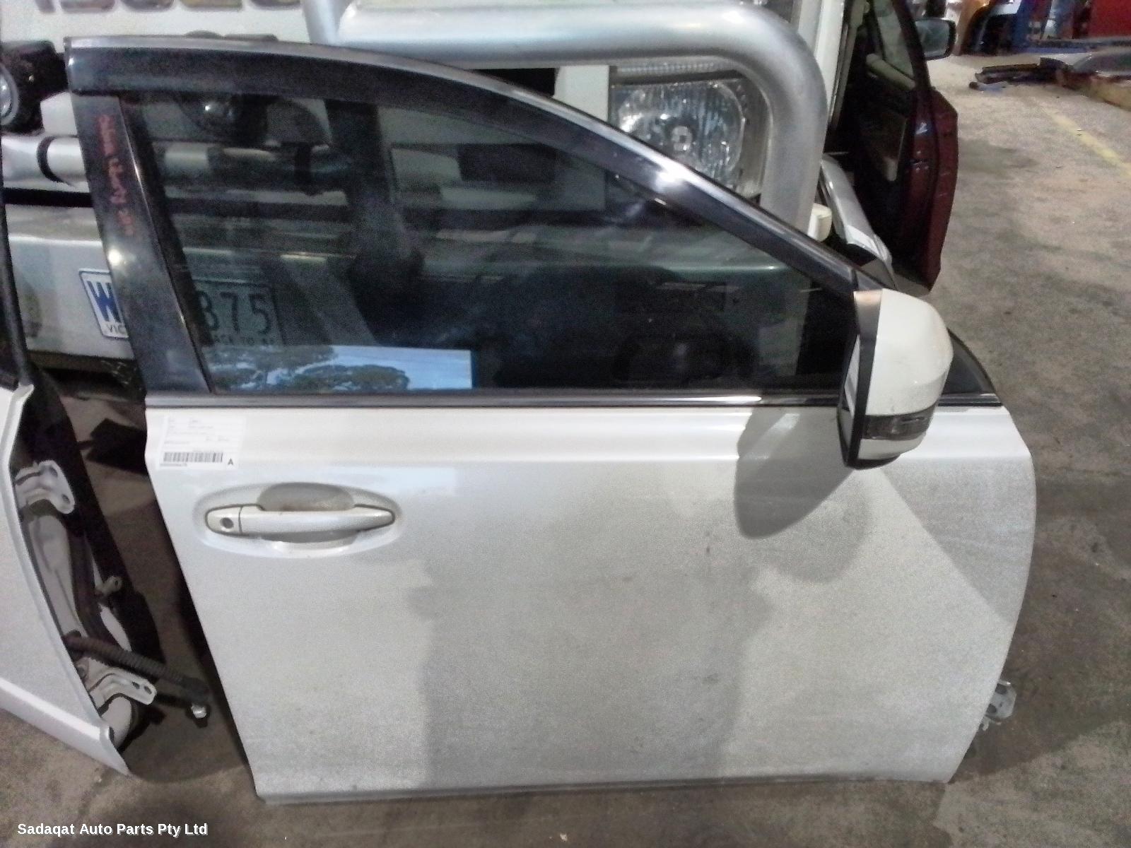 Subaru Liberty Right Front Door