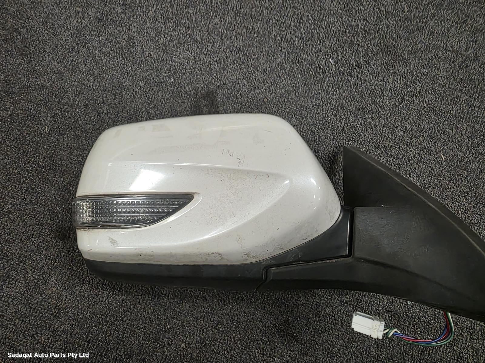 Subaru Liberty Right Door Mirror